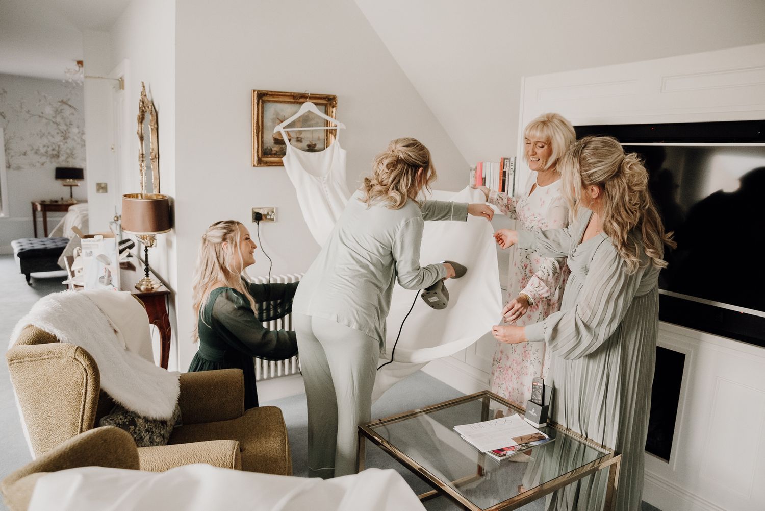 Aisling getting ready with her bridesmaids, sister and mother ahead of her Killarney wedding