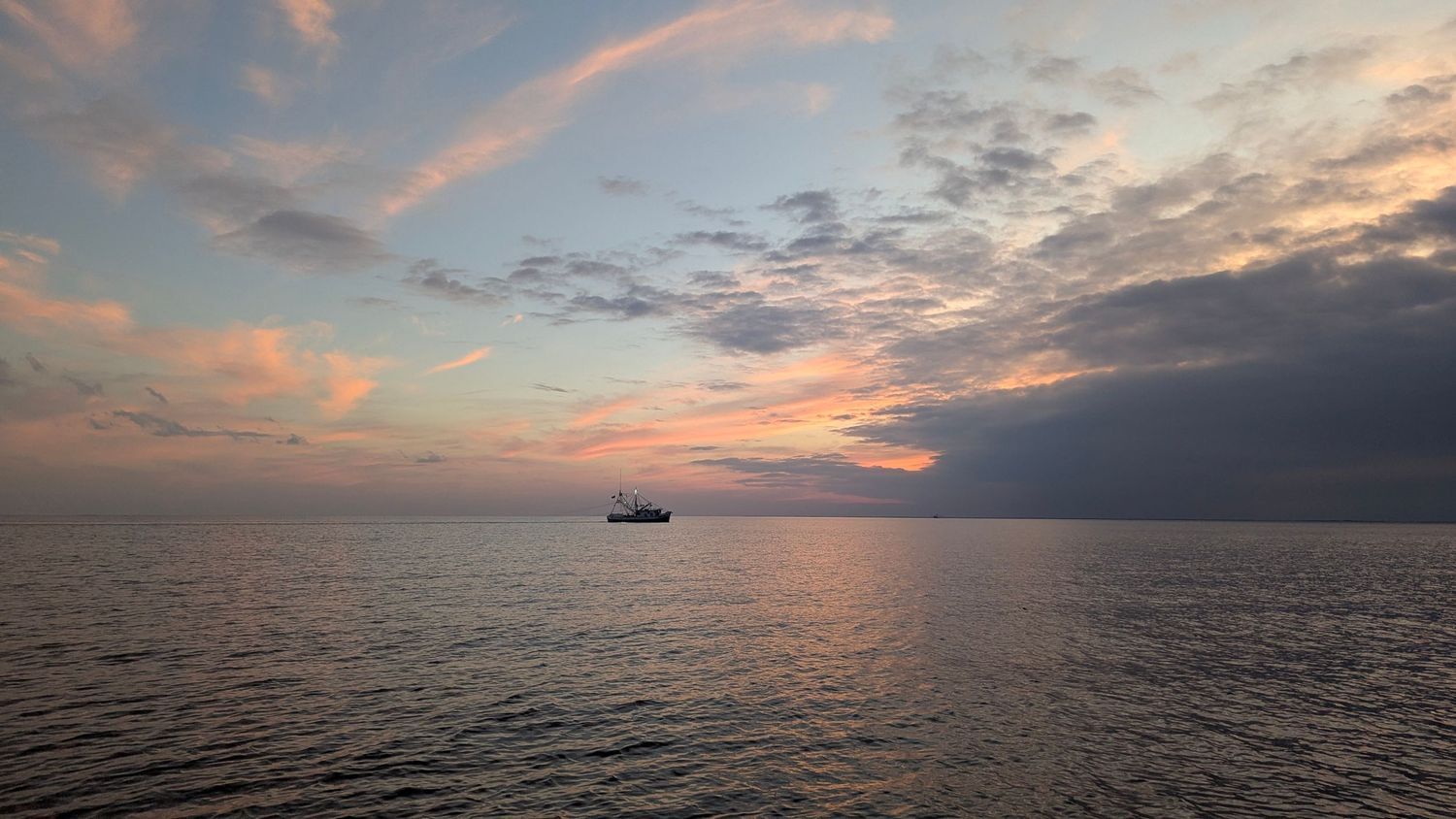 Ocean sunset filming for Burlington Electrical trades - 4Adventure Media.