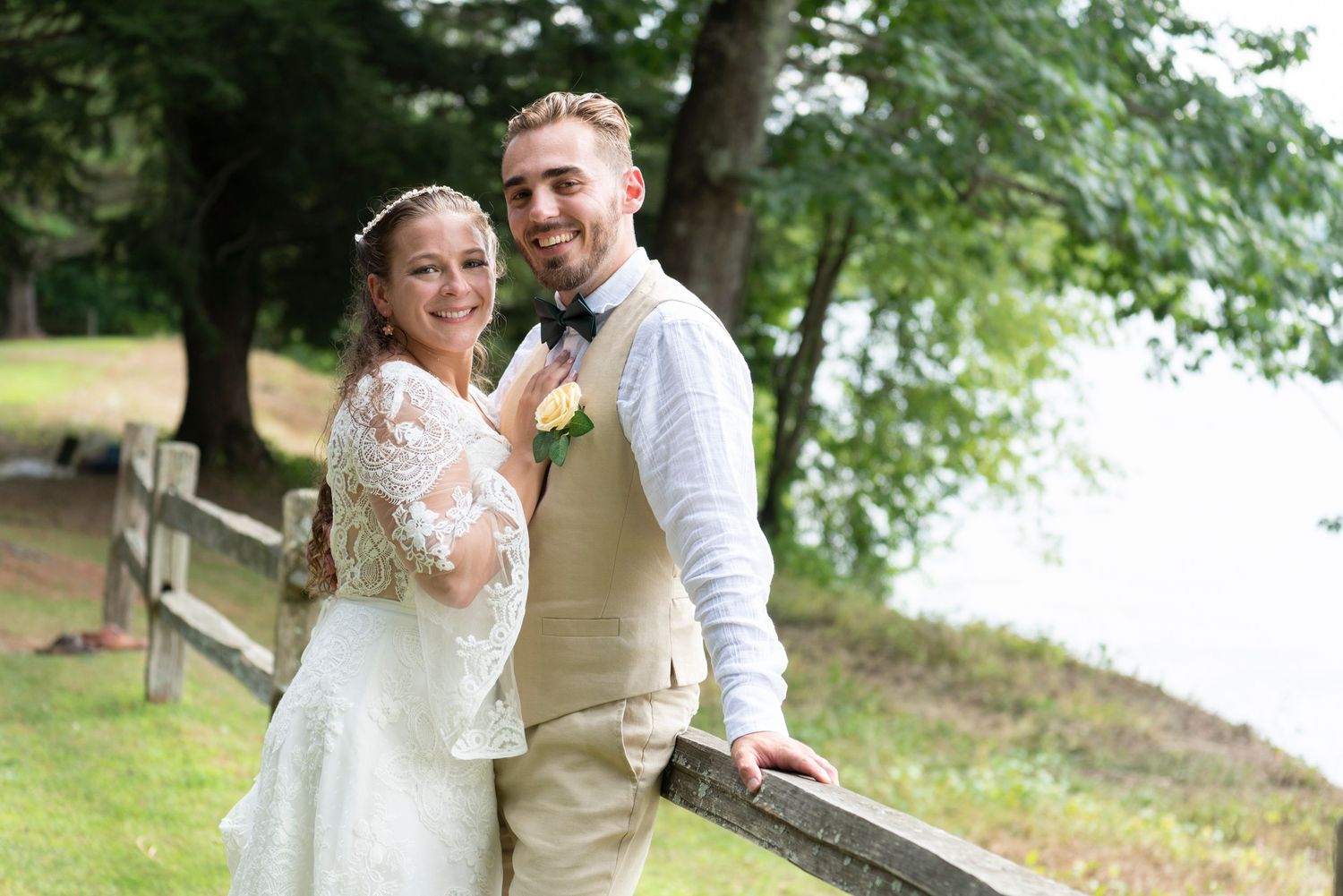 New England lakeside wedding photographer capturing natural and romantic moments.