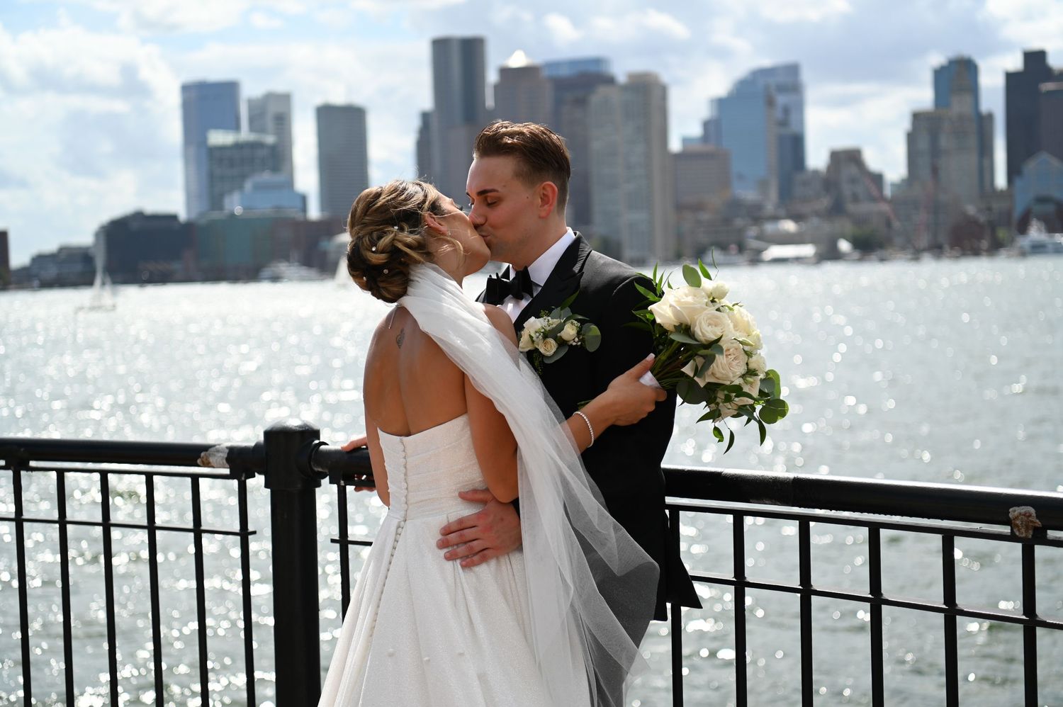 Modern Boston wedding portraits for couples celebrating in New England’s most iconic city.