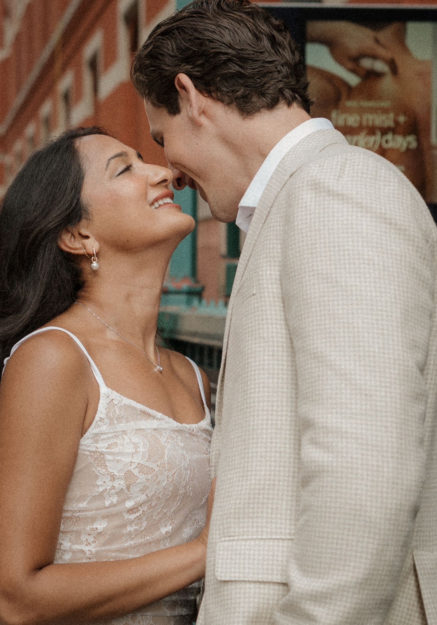 NYC couple engaged, photoshoot in Soho