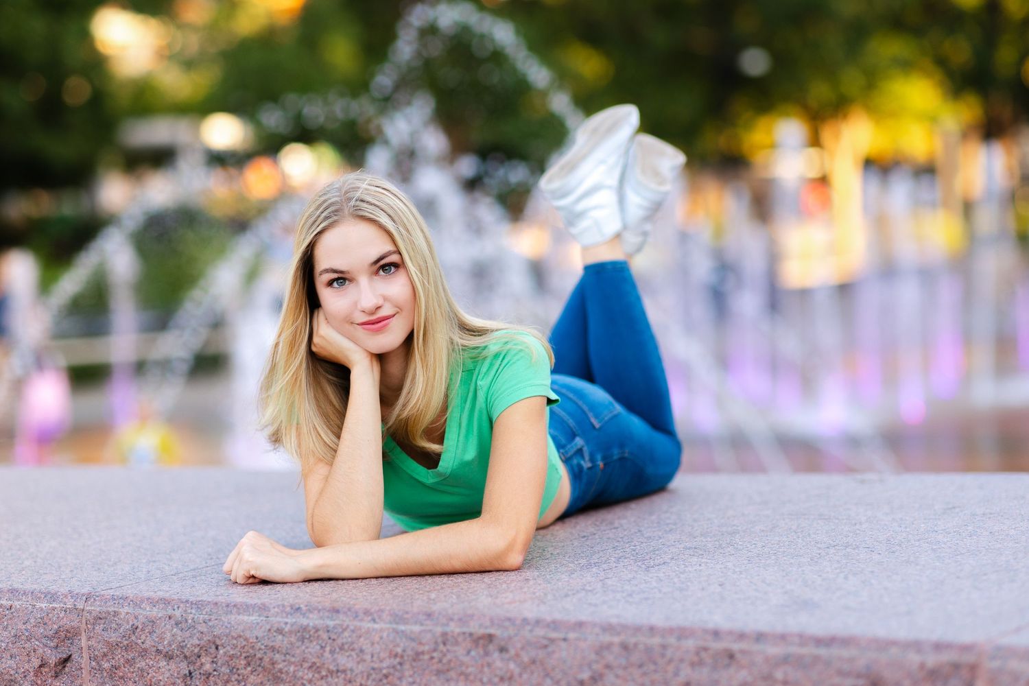 I'm a photographer in Oxford, OH specializing in senior picture photography.