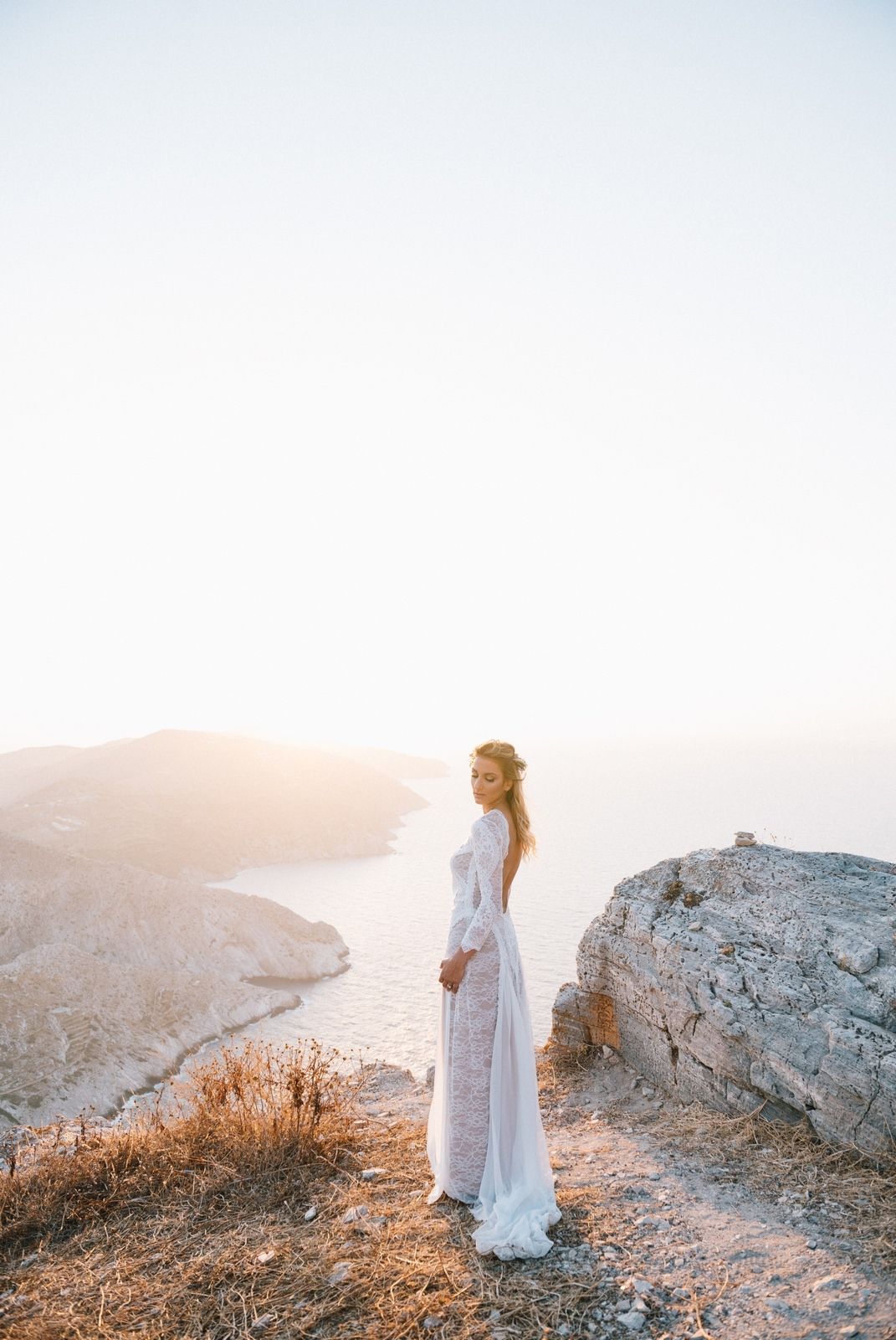 bride portrait at folegandros