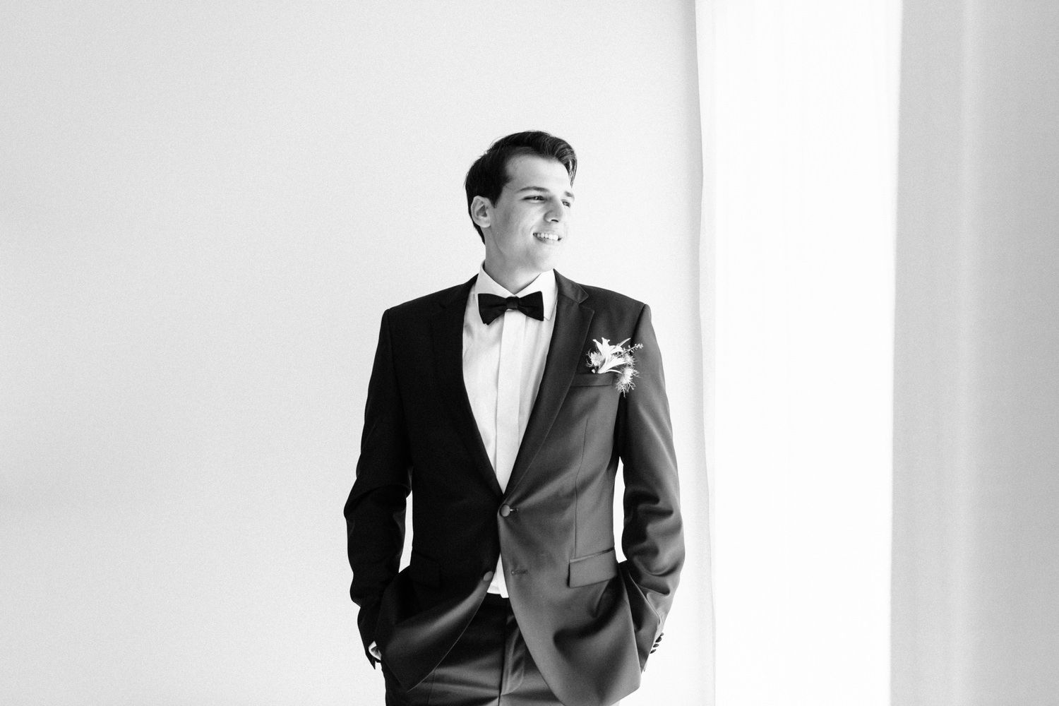 groom portrait
