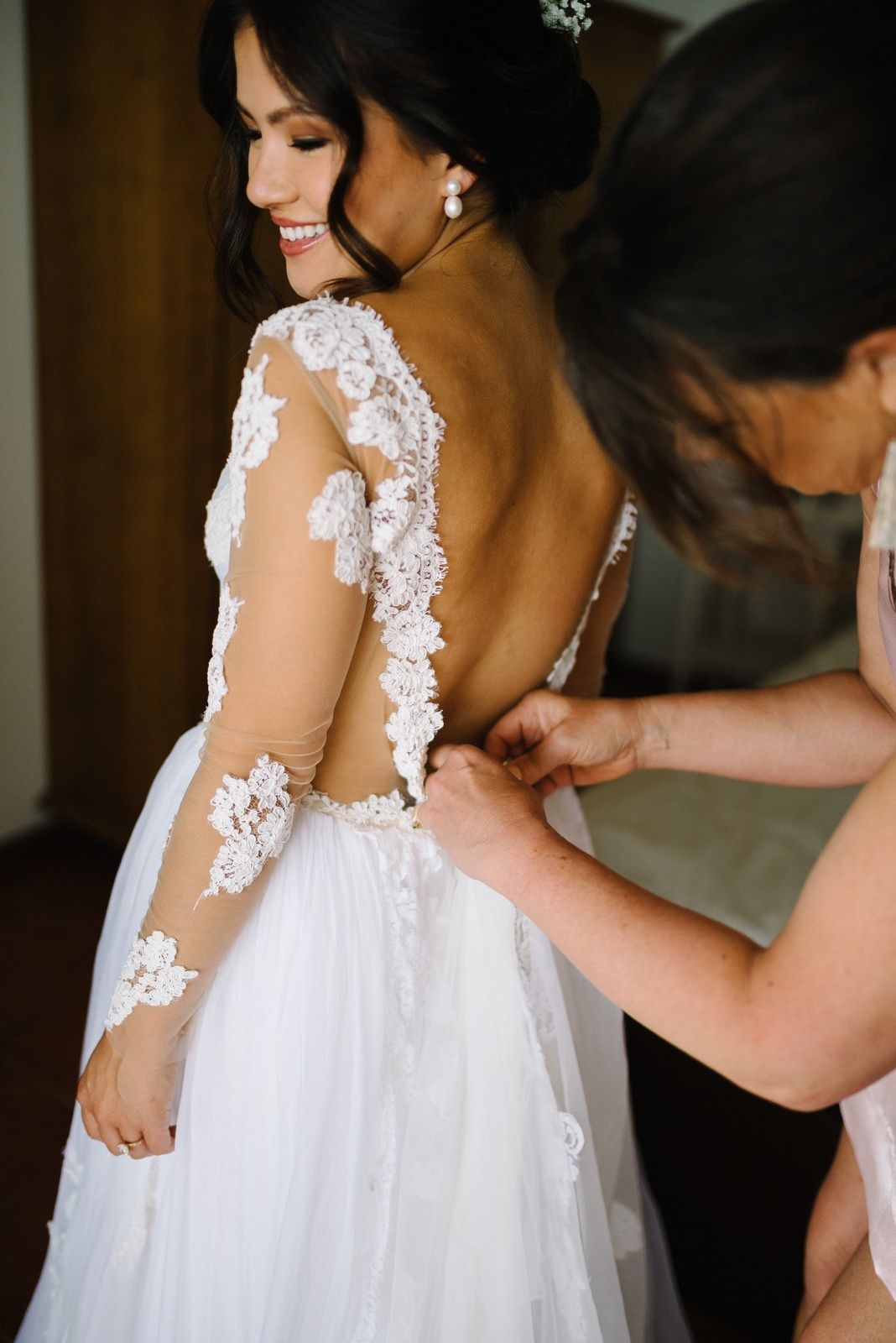 bride getting ready