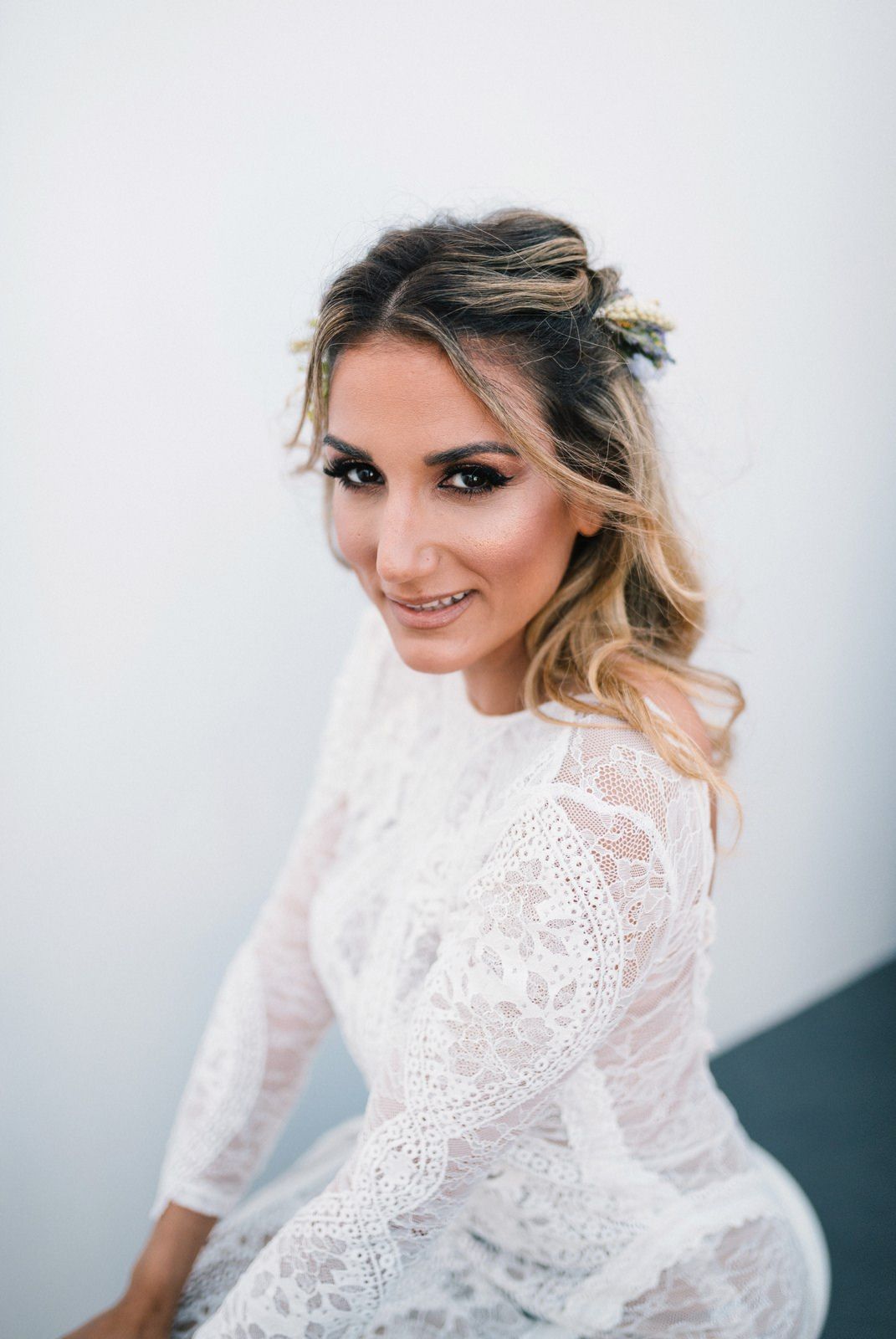bride portrait in folegandros