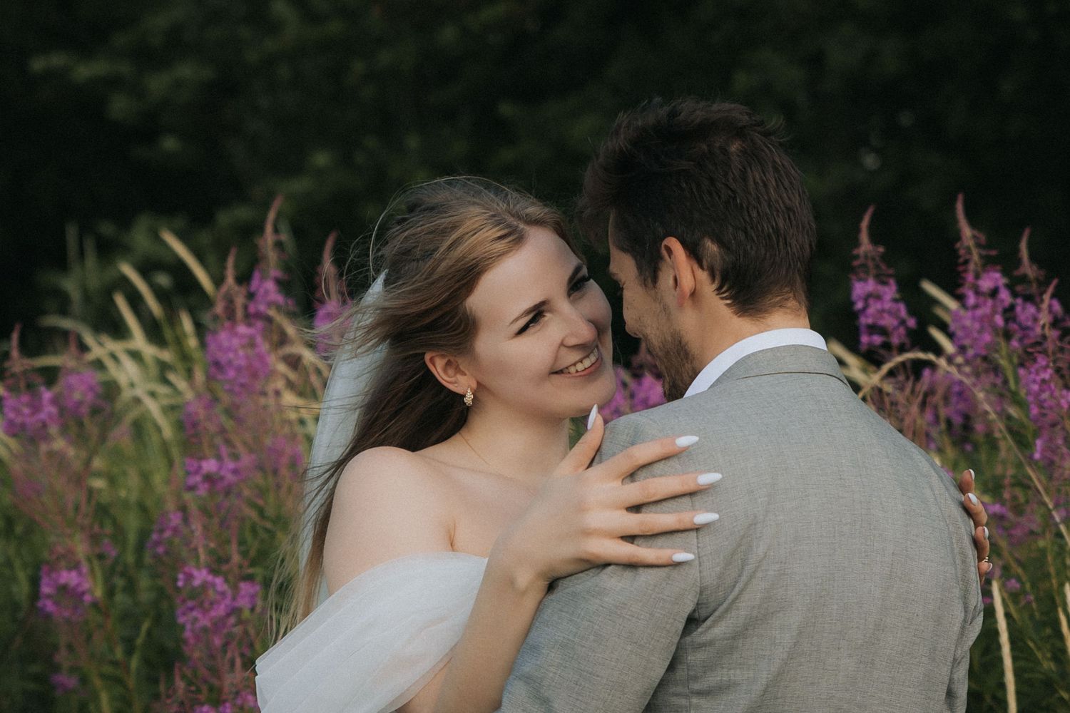 pulmafotograaf, pulmafotograaf tallinnas, fotograaf tallinnas, pildistamine Tartus, eesti fotograafid