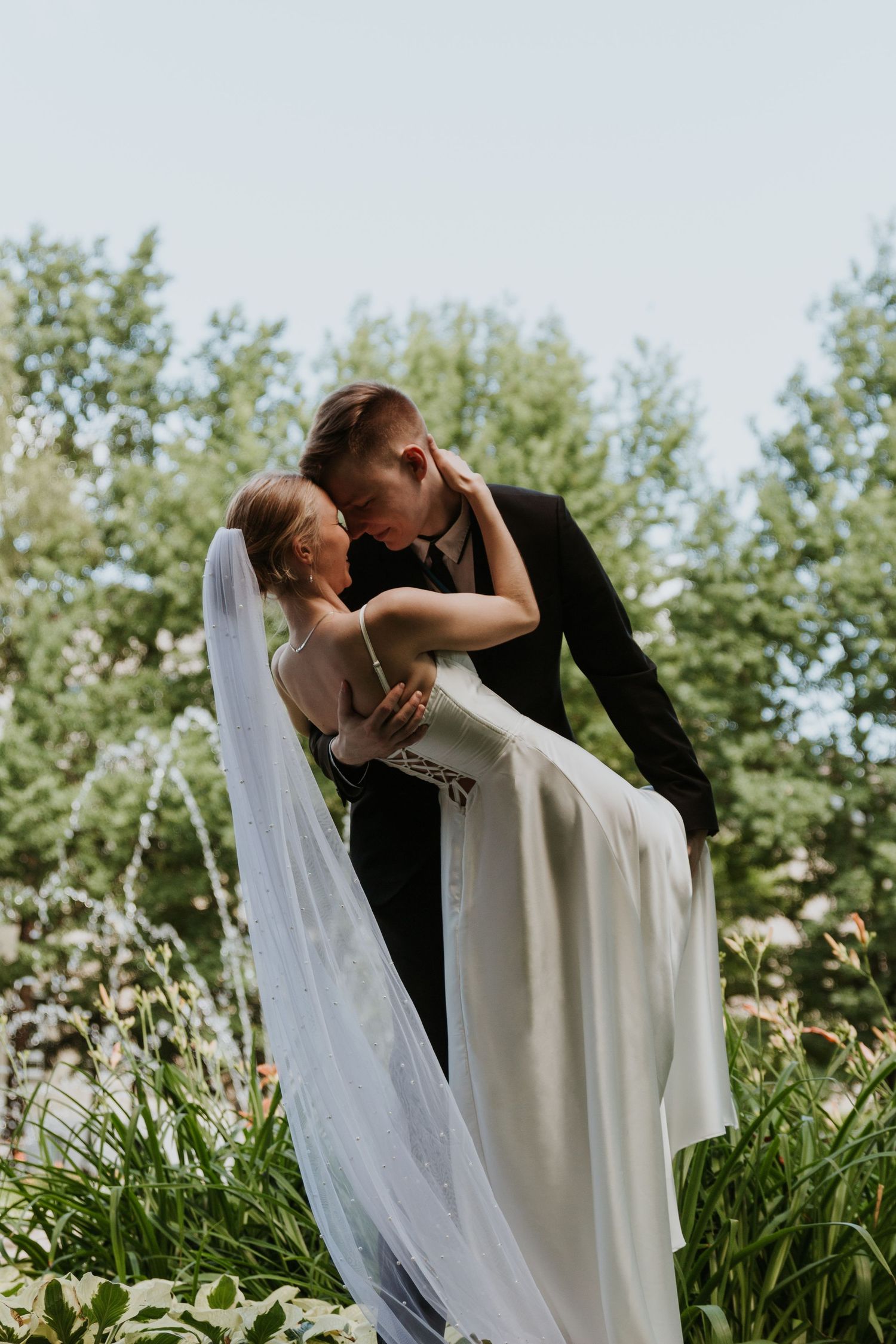 pulmafotograaf, fotograaf tallinnas, ilupildid stuudios, fotograaf eestis, eesti fotograafid, eesti pulmafotograafid