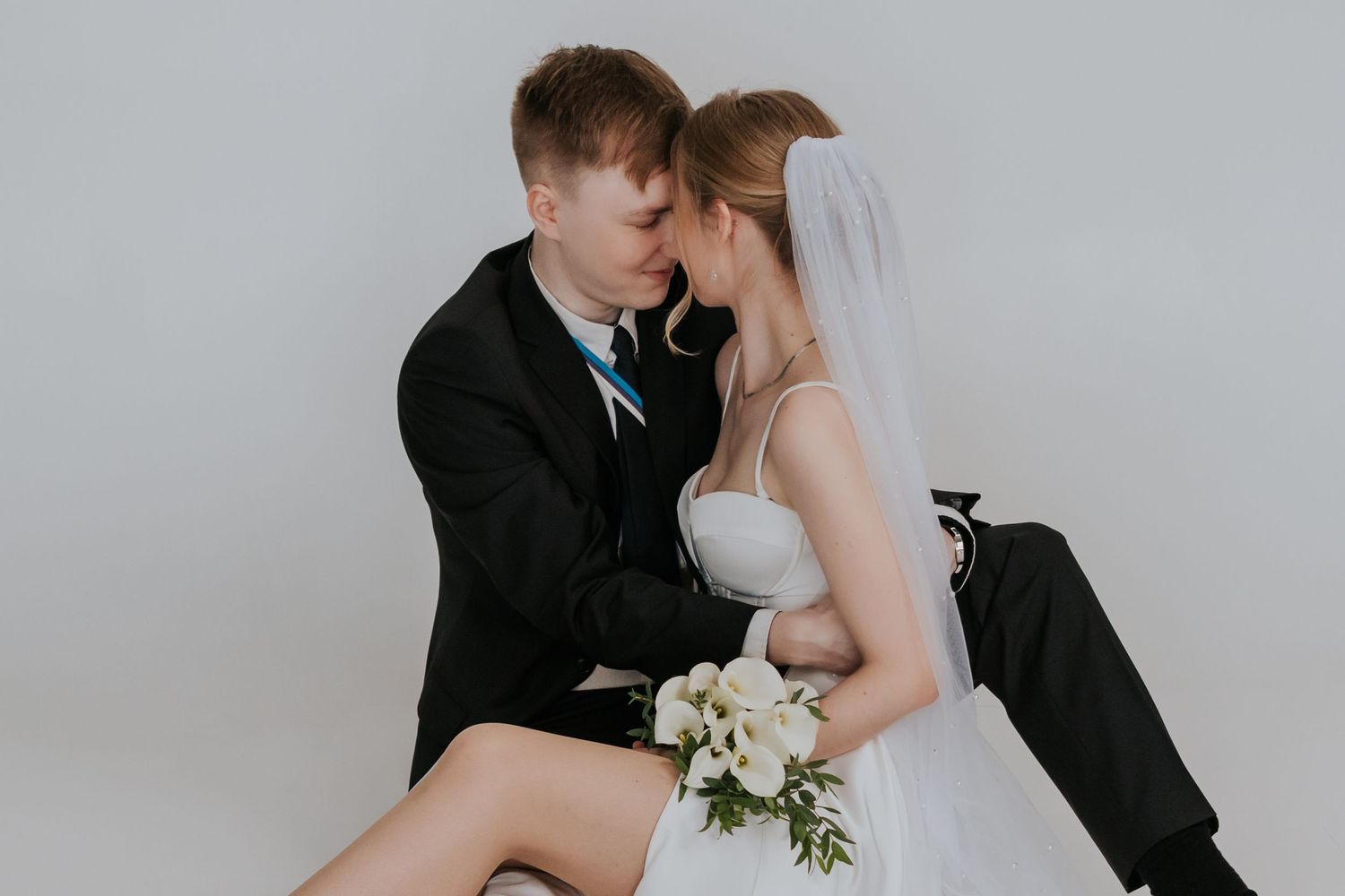 pulmafotograaf, fotograaf tallinnas, ilupildid stuudios, fotograaf eestis, eesti fotograafid, eesti pulmafotograafid