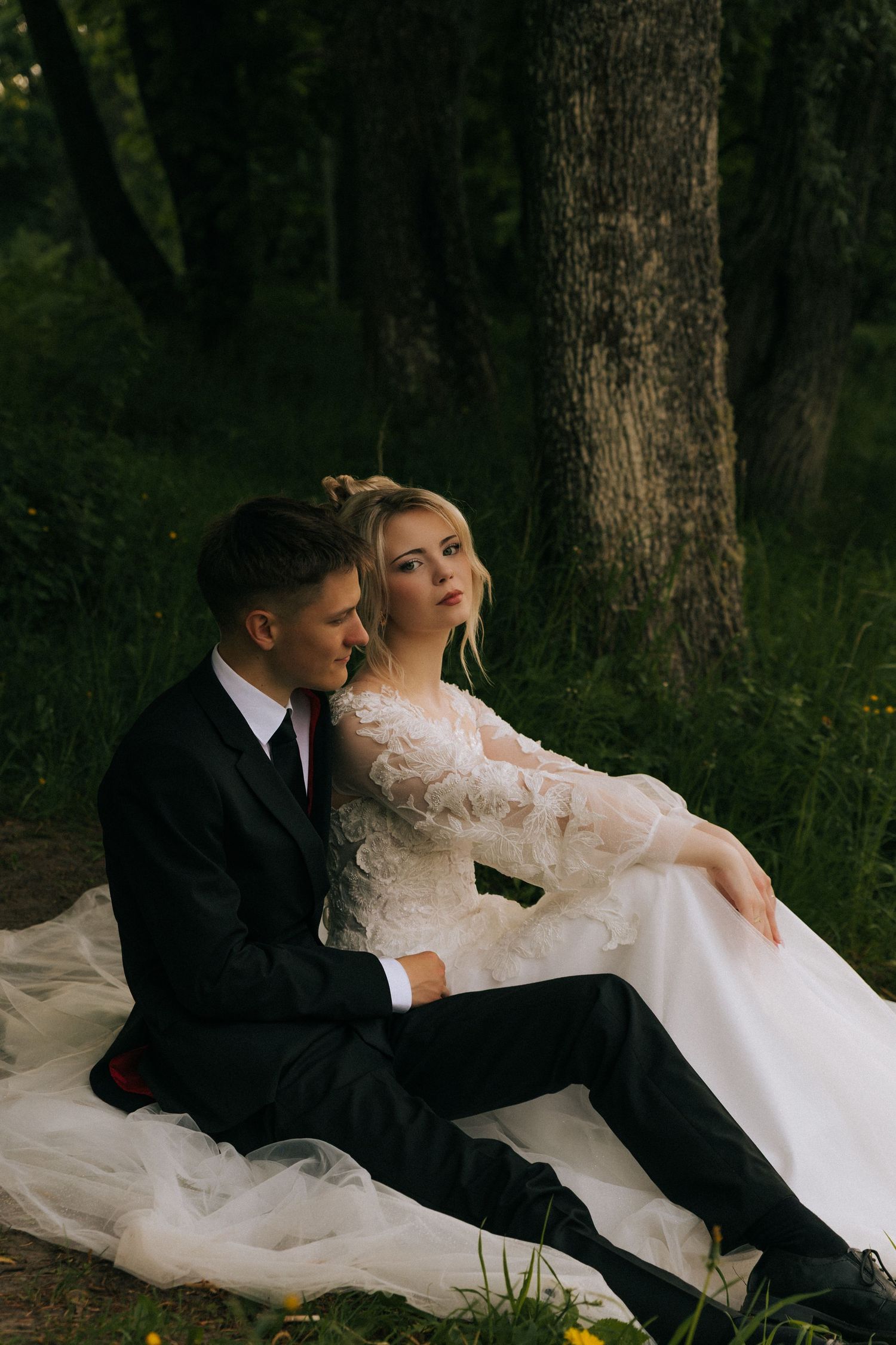 Romantic and emotional wedding photography capturing timeless love stories across Europe on digital and 35mm film.