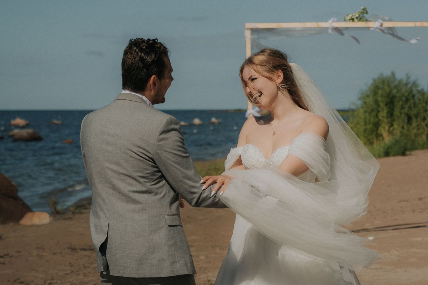 pulmafotograaf, pulmafotograaf tallinnas, fotograaf tallinnas, pildistamine Tartus, eesti fotograafid