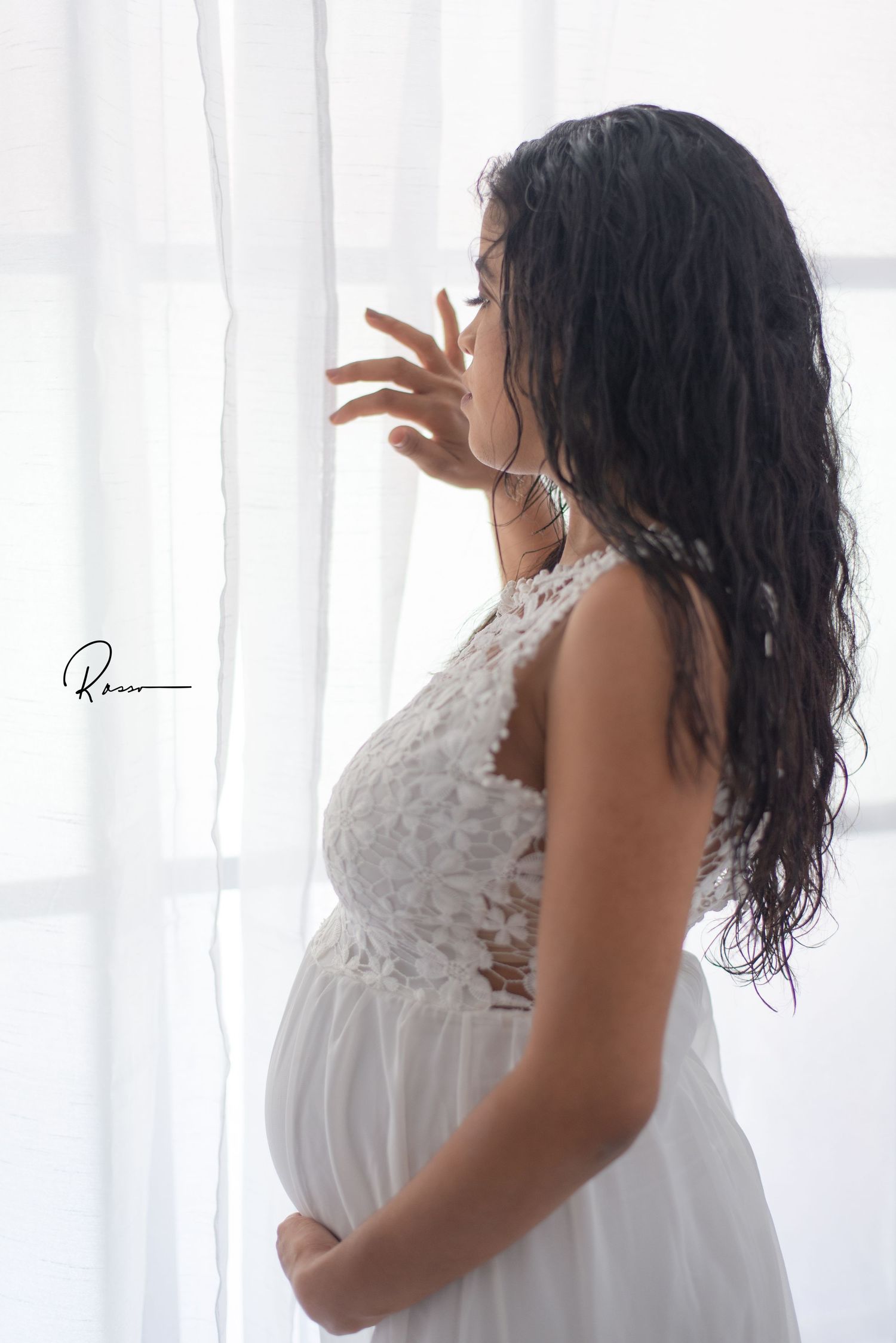 Pregnancy
Motherhood 
Natural light
Photography 
Maternity 
Portrail