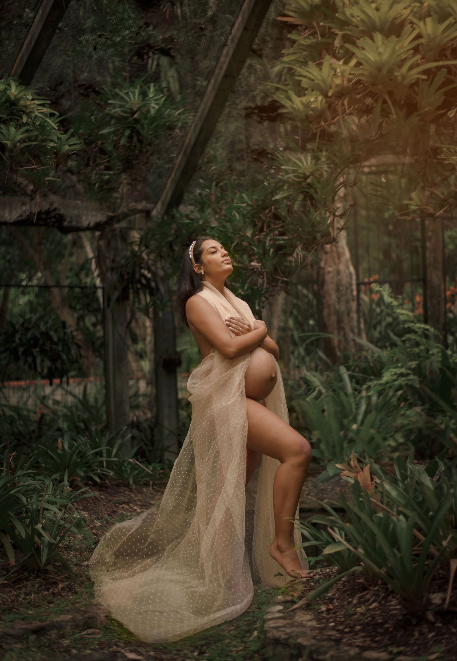 Pregnancy
Motherhood 
Children
Childhood 
Natural light
Photography