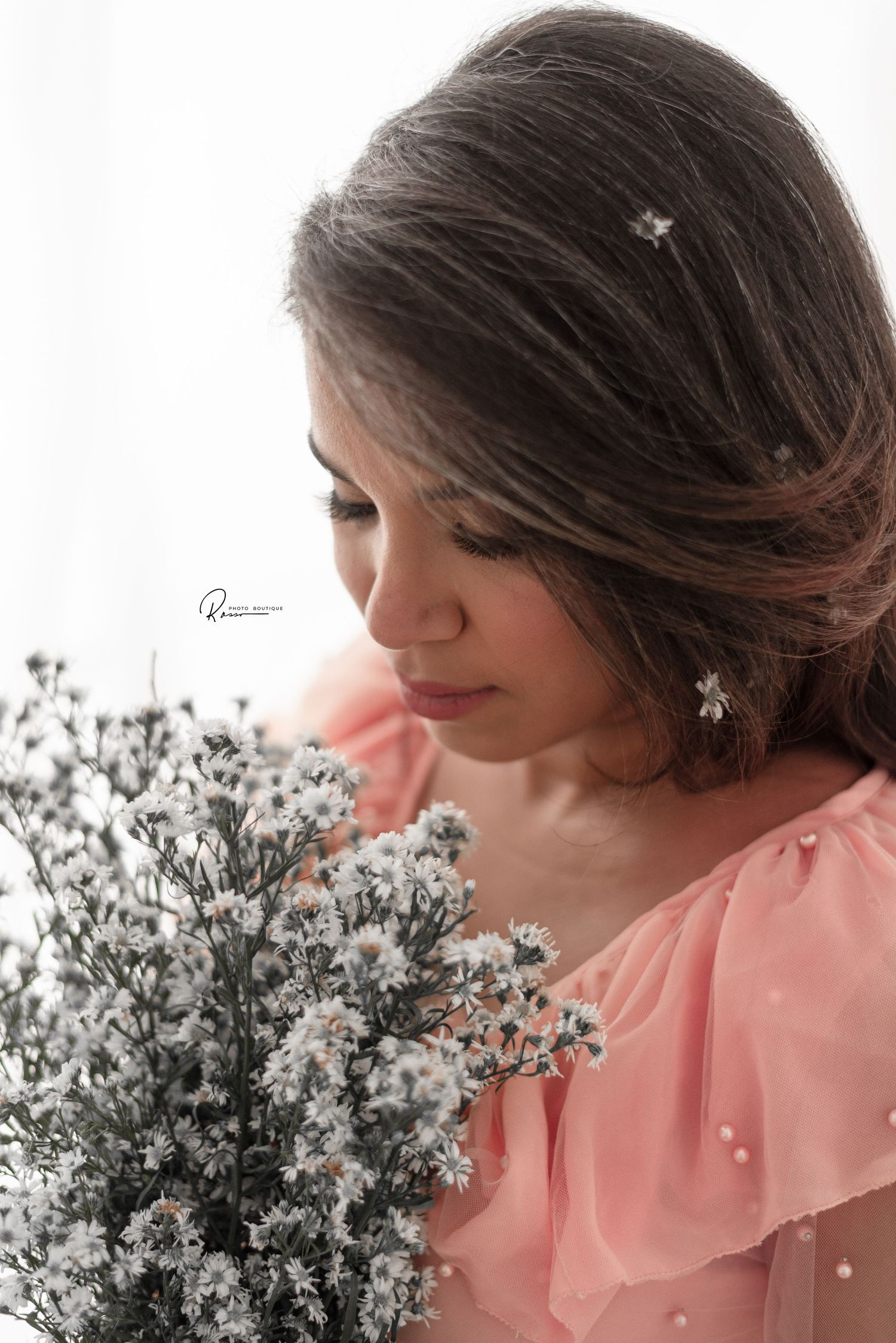 Pregnancy
Motherhood 
Children
Childhood 
Natural light
Photography