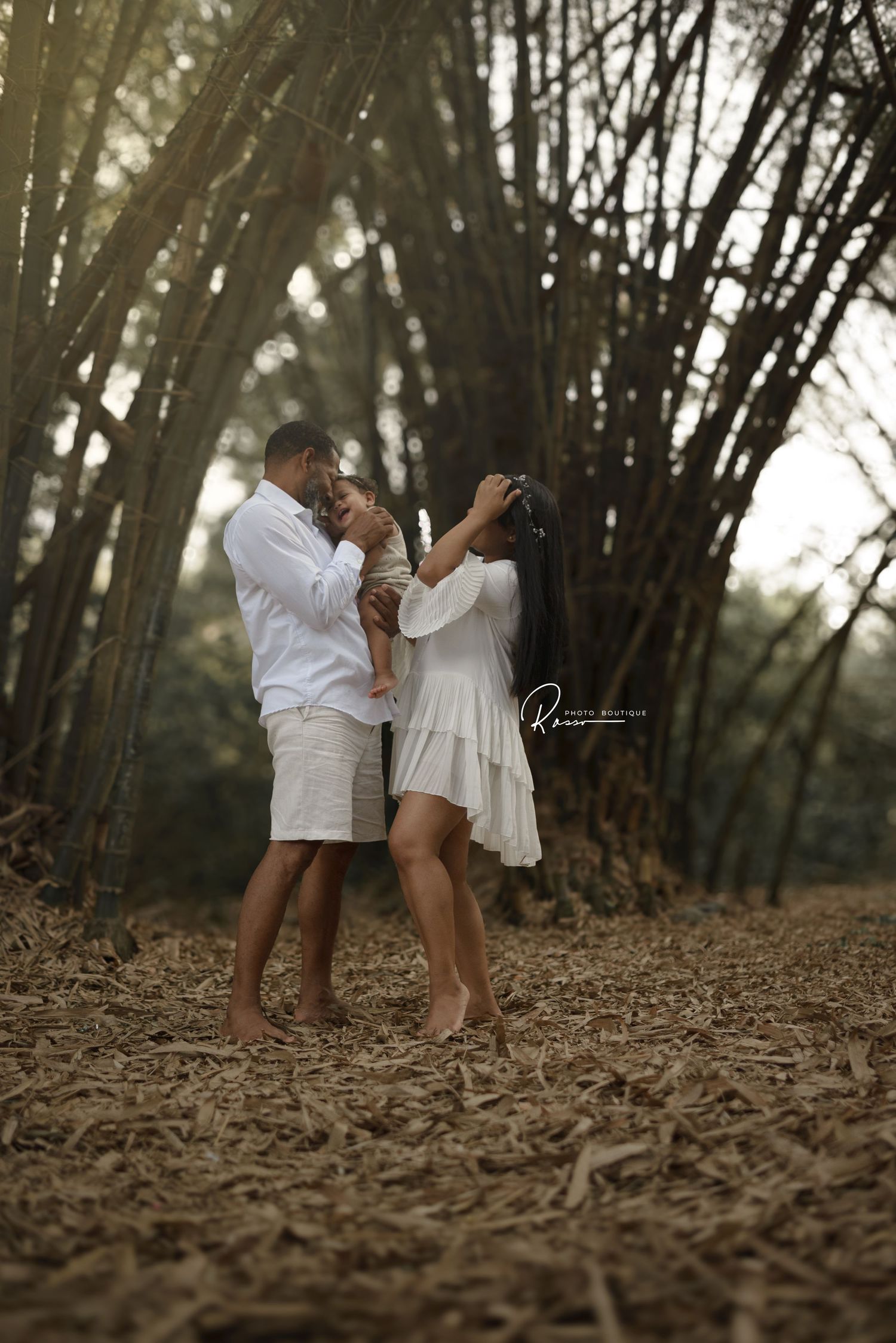 Motherhood 
Children
Childhood 
Natural light
Photography 
Portrail 
Family
