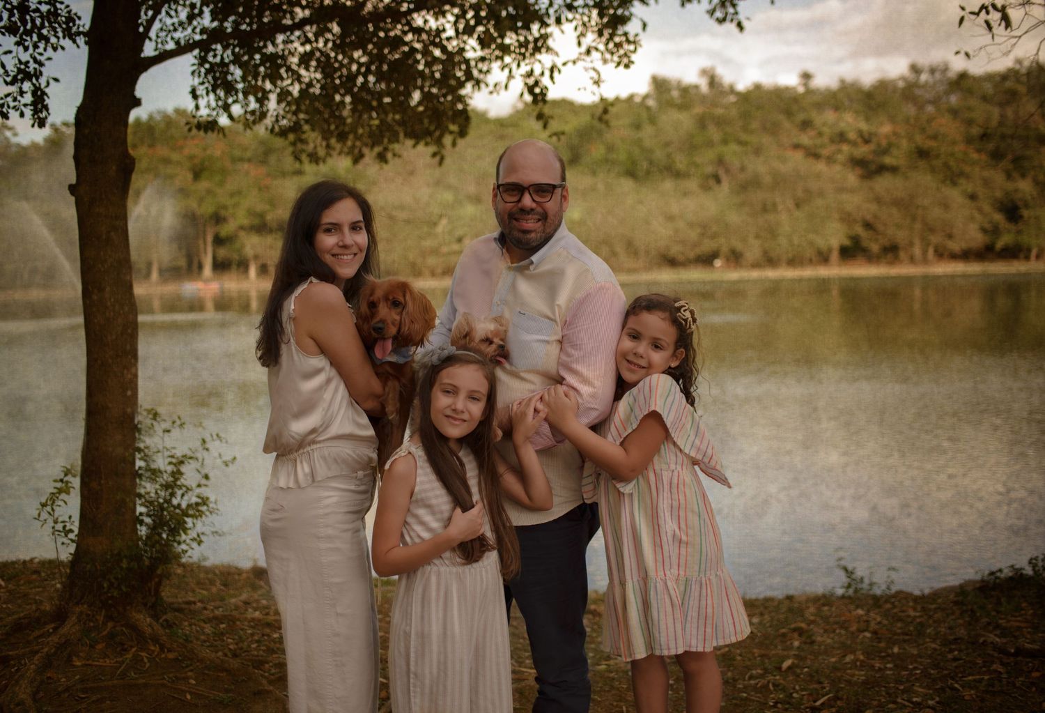 Childhood 
Natural light
Photography 
Portrail 
Family