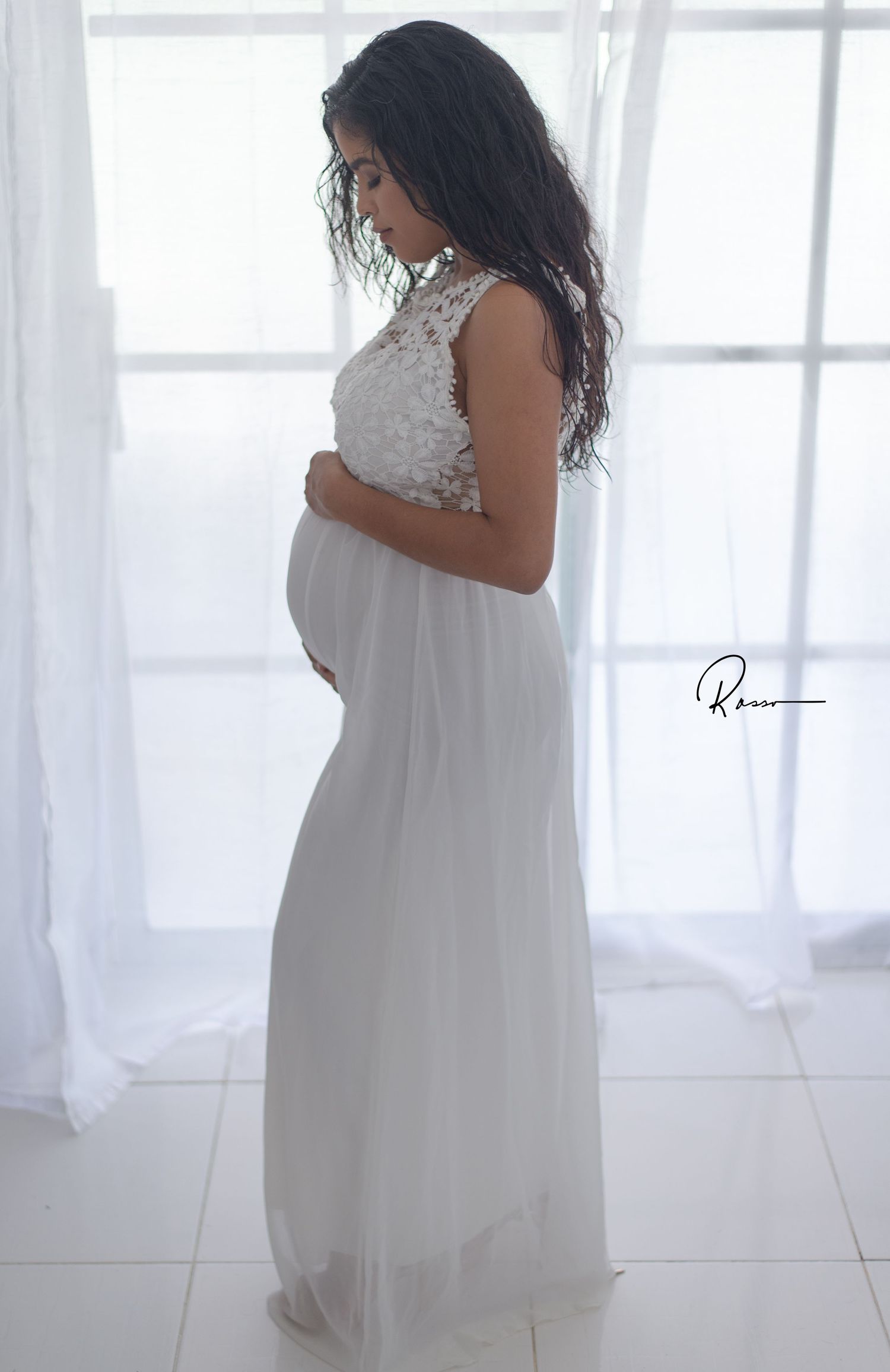 Pregnancy
Motherhood 
Natural light
Photography 
Maternity 
Portrail
