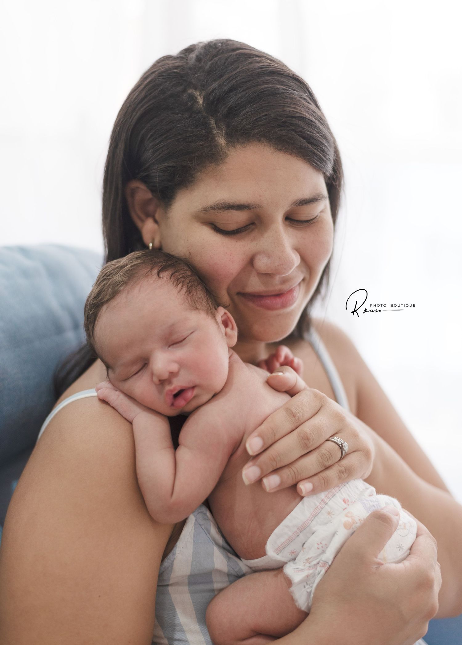 Maternity
Newborn
New baby
Motherhood 
Children
Childhood 
Natural light
Photography