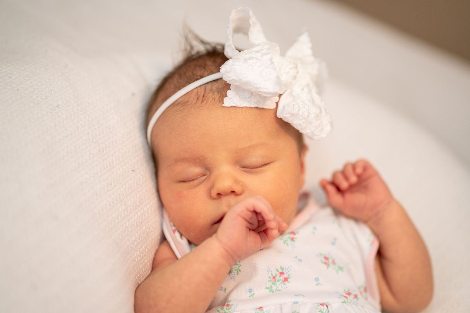 Newborn baby session by Abe's Photography.