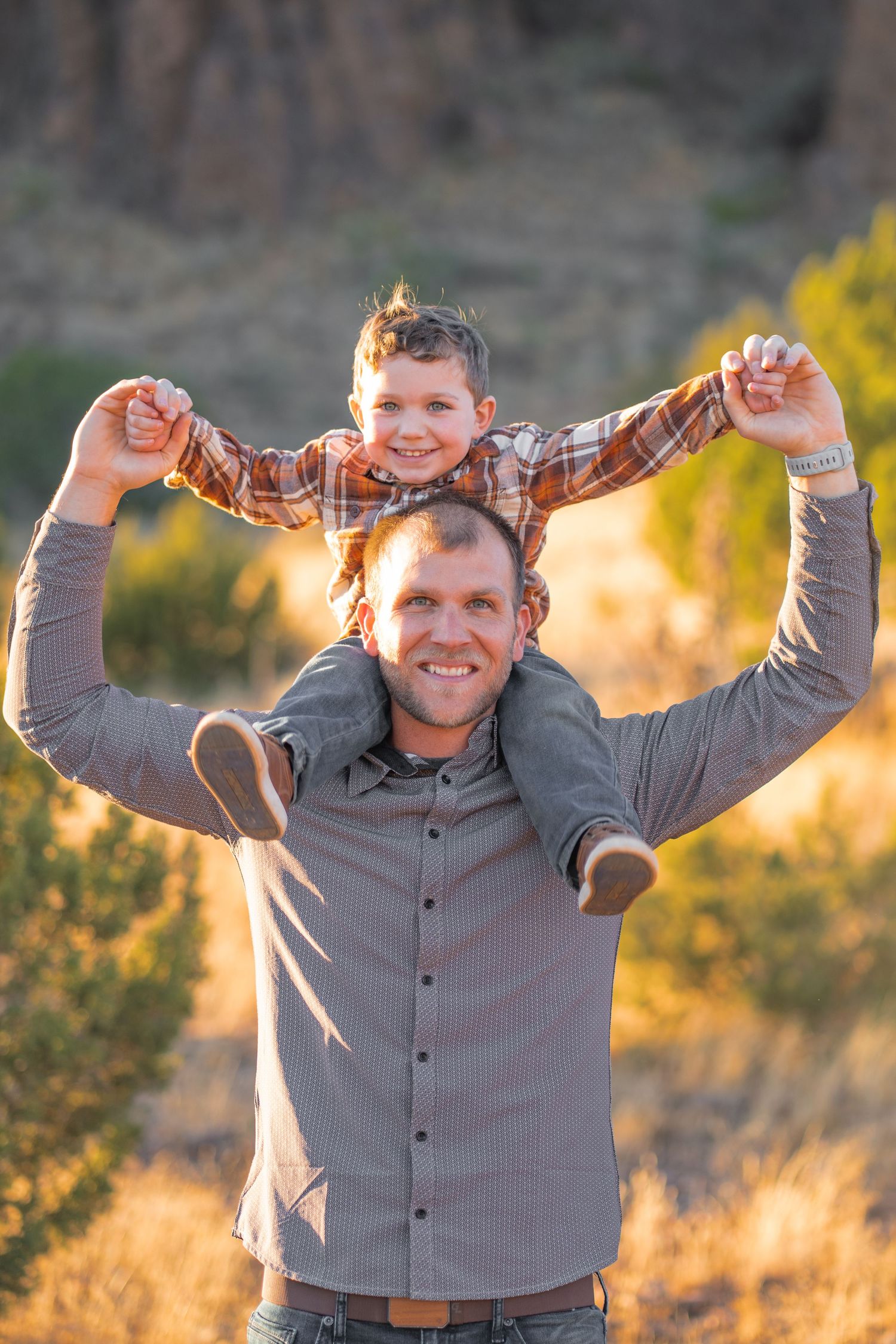 Family portrait session in Sunny Glen. Alpine, Texas.