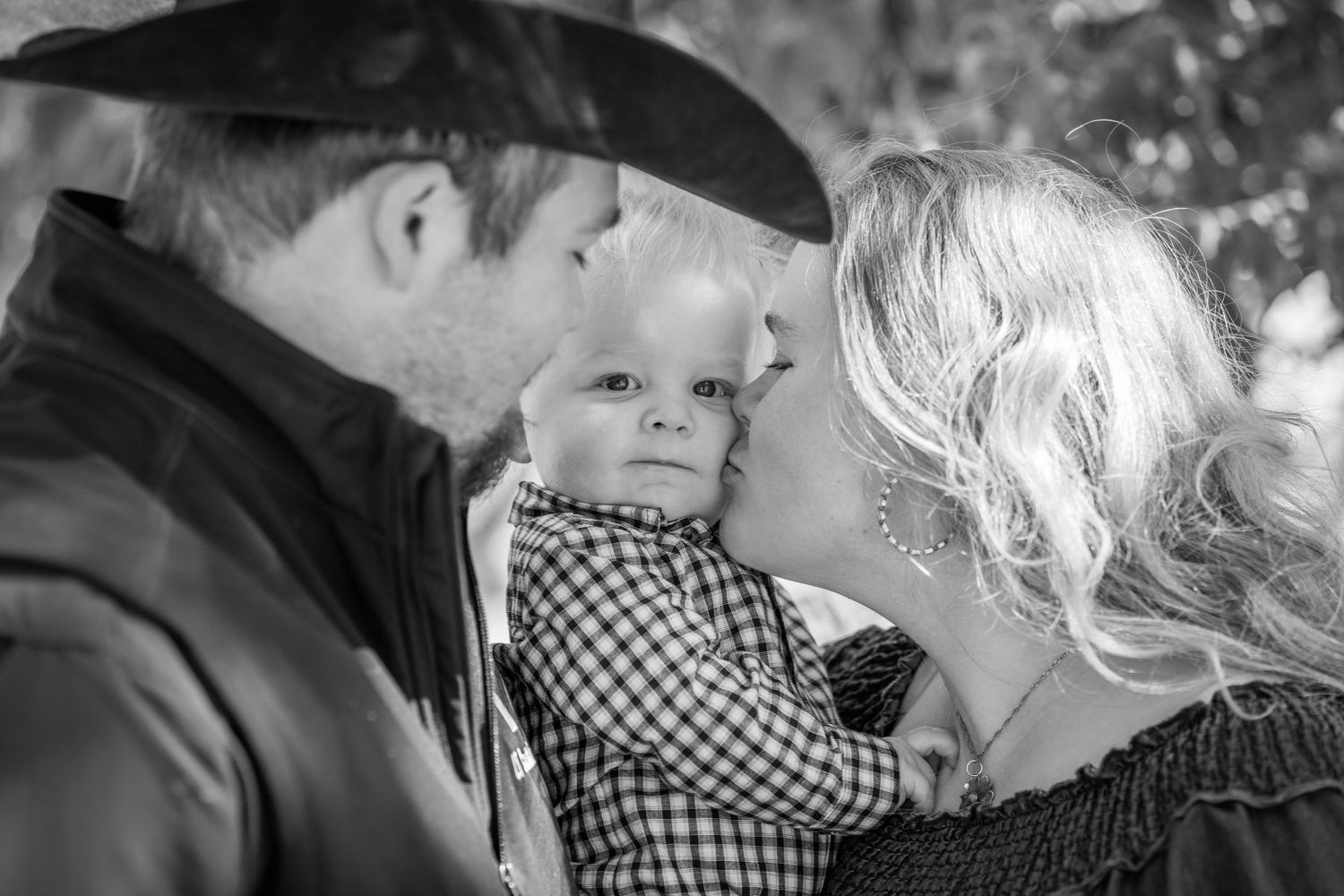 Family portrait session in West Texas.