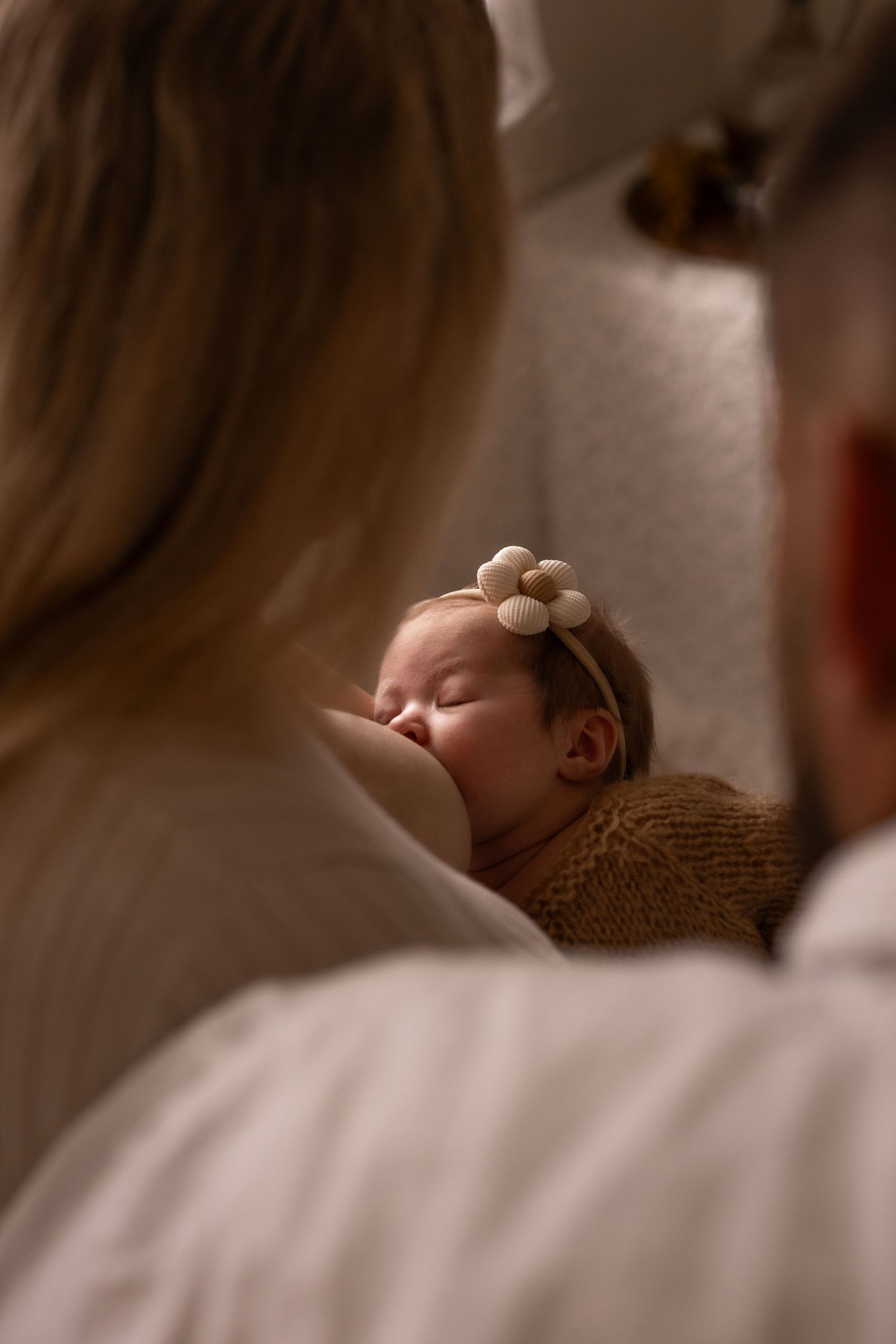 Cosy and warm newborn and milestone photography studio in Jervis Bay, capturing timeless, natural portraits of your growing family.