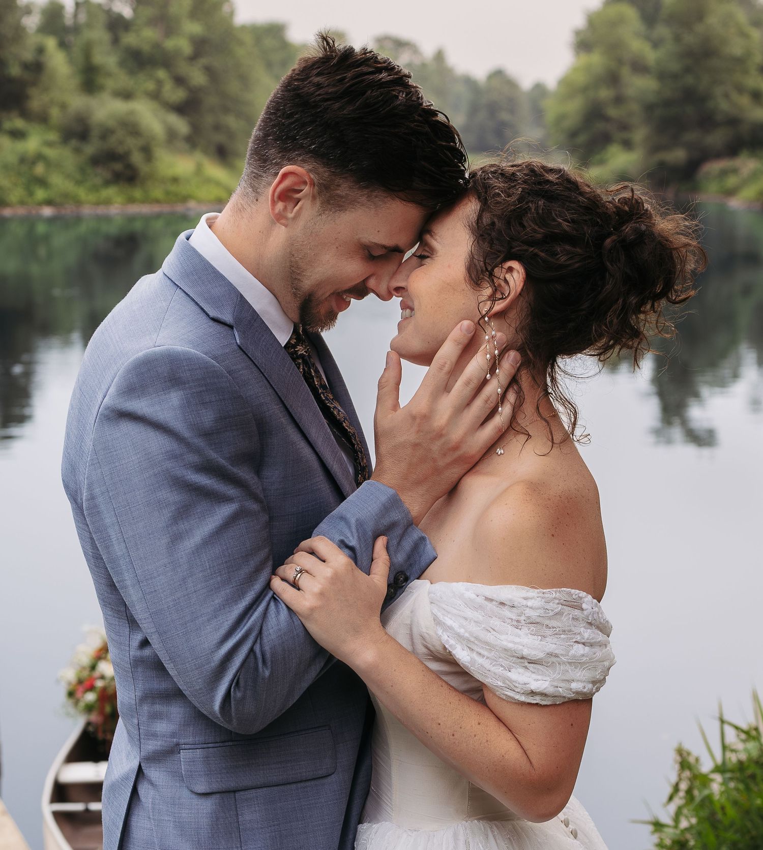 elopement on the lake