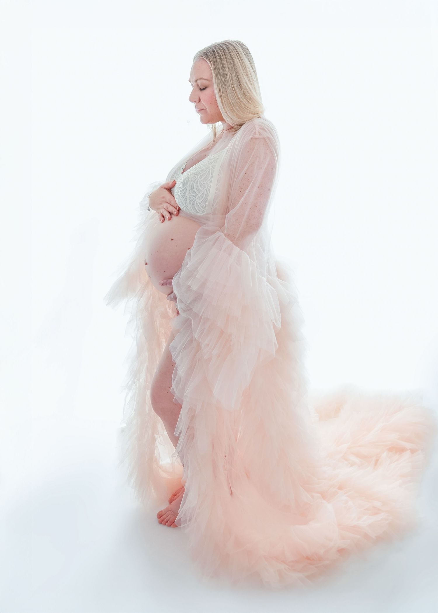 Mon Bebe Photography Maternity Photographer in Basildon Essex