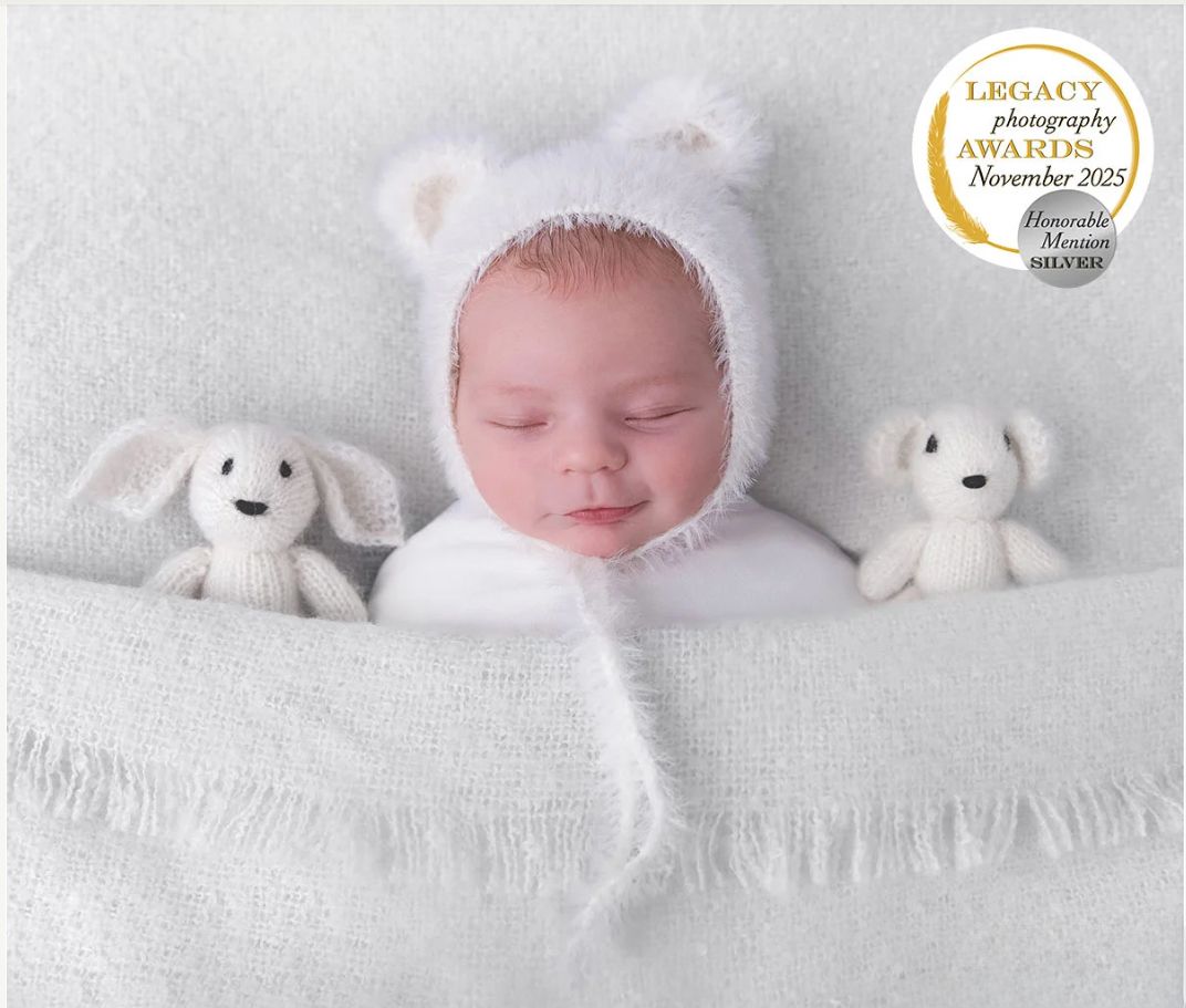 Mon Bebe Photography Award Winning Newborn Photographer in Basildon Essex