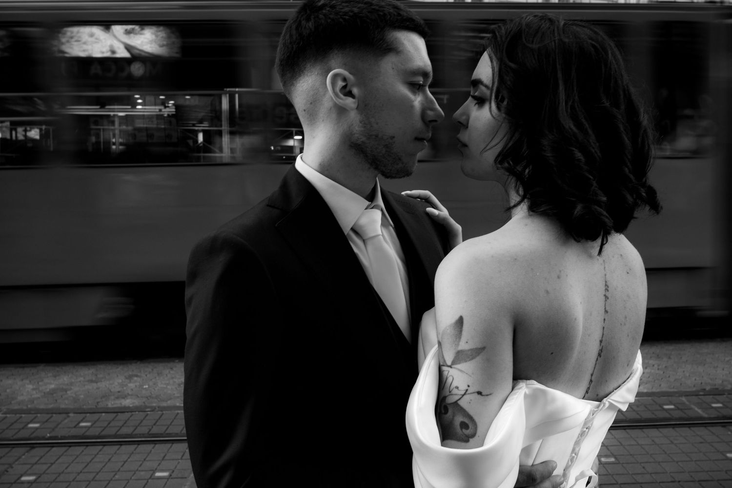 Elegant Zagreb wedding portraits captured with timeless emotion