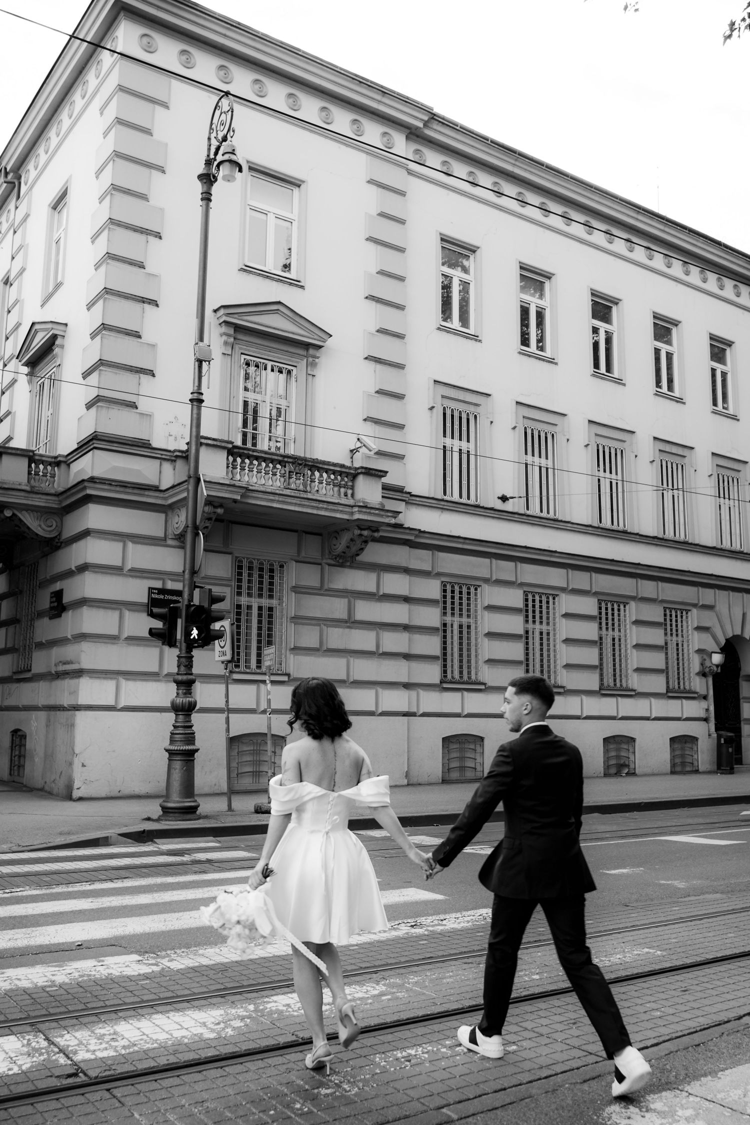 Editorial bridal photography in Zagreb with natural elegance