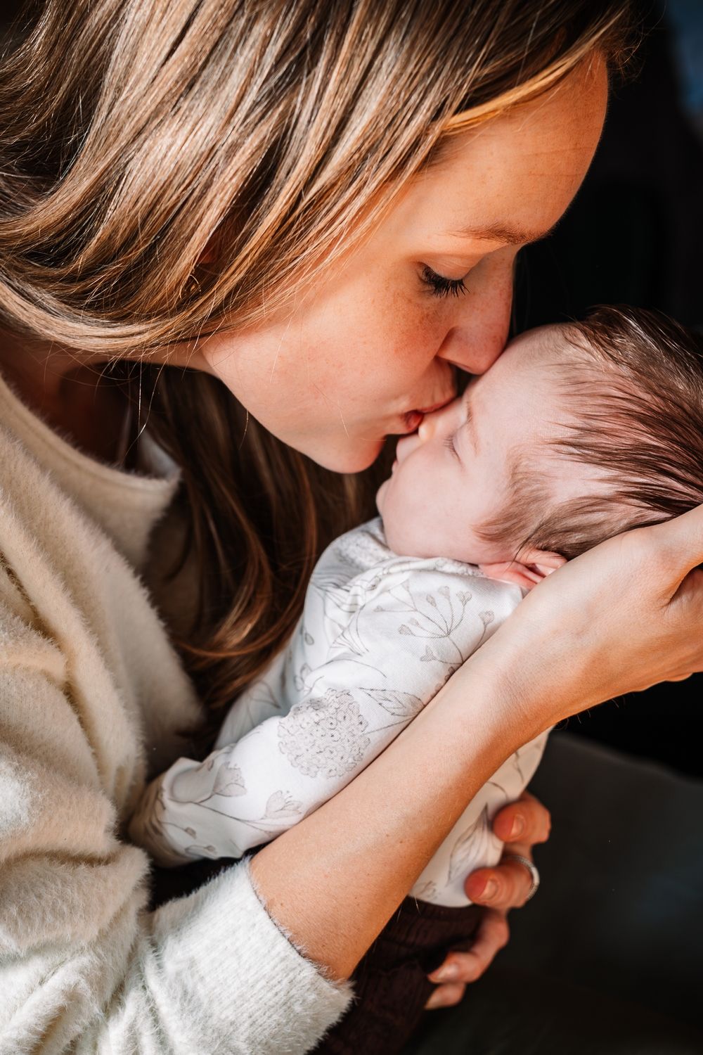 Newborn en baby fotografie ongedwongen friesland overijssel nederland zwolle heerenveen