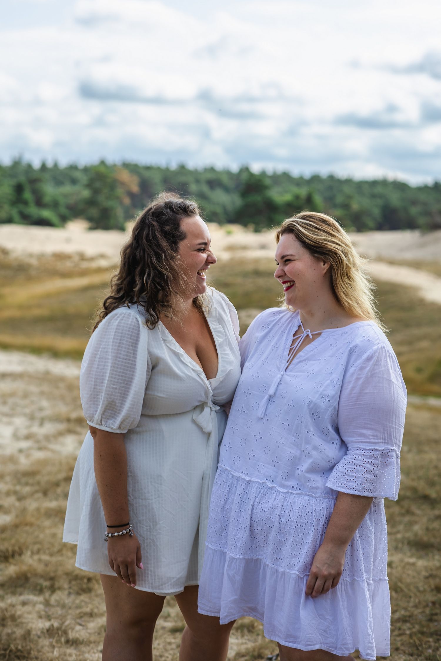 Familie Fotograaf spontane familiefotografie Zwolle Overijssel in een natuurlijk omgeving