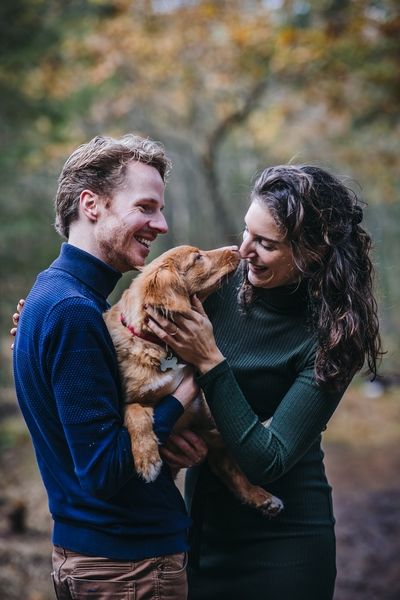 Fotoshoot met hond in oranjewoud