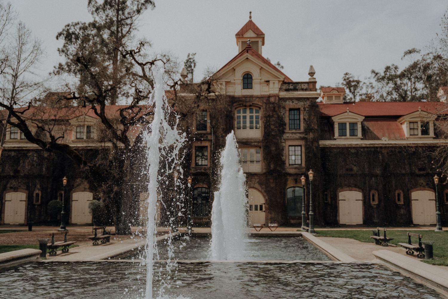 Inglenook Winery, water spouts