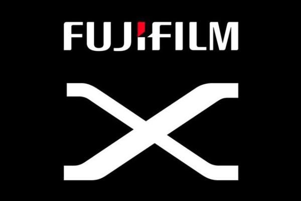 logo of Fujifilm I am awarded from