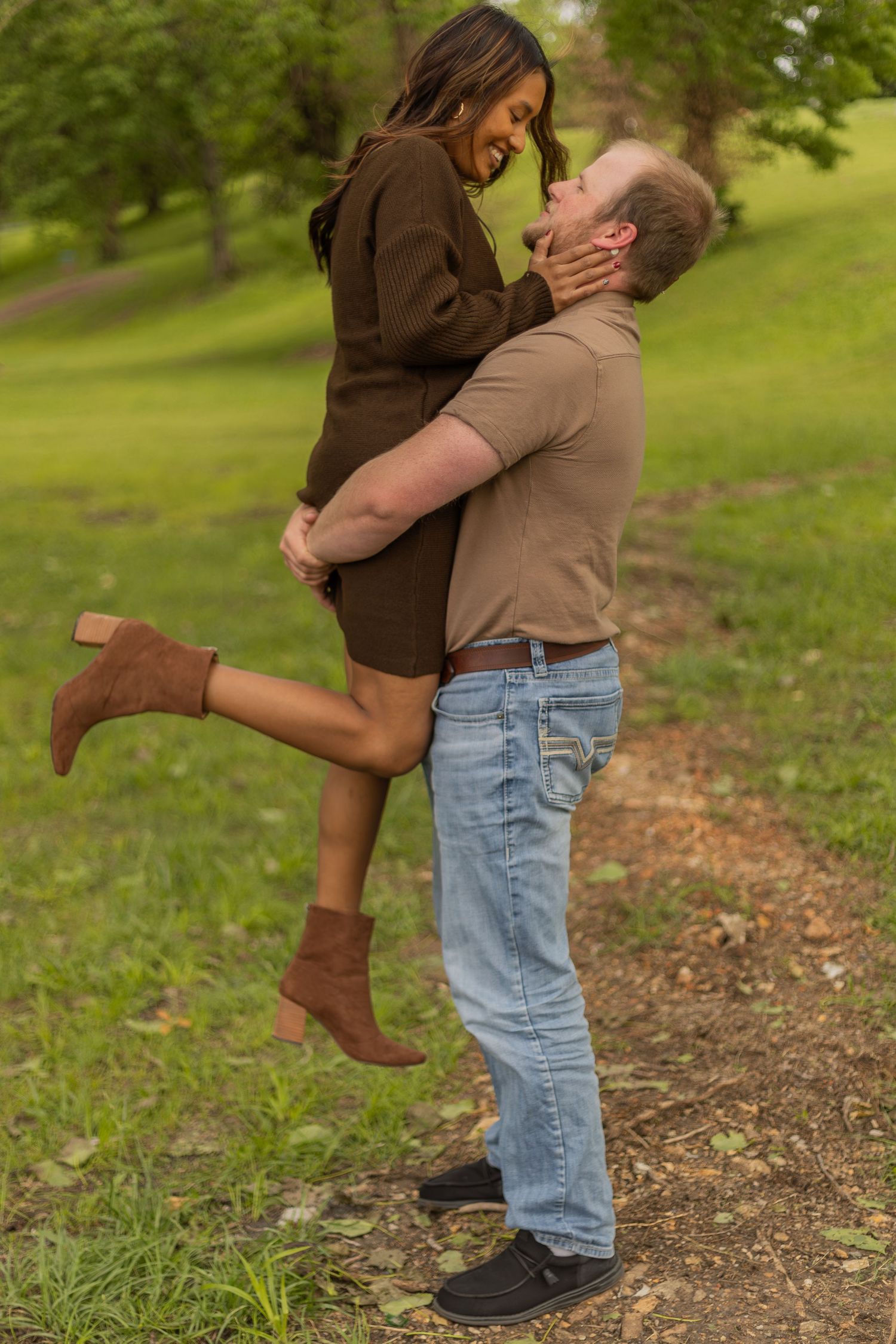 Romantic couples session with candid moments, natural poses, and golden-hour light in a scenic outdoor location.