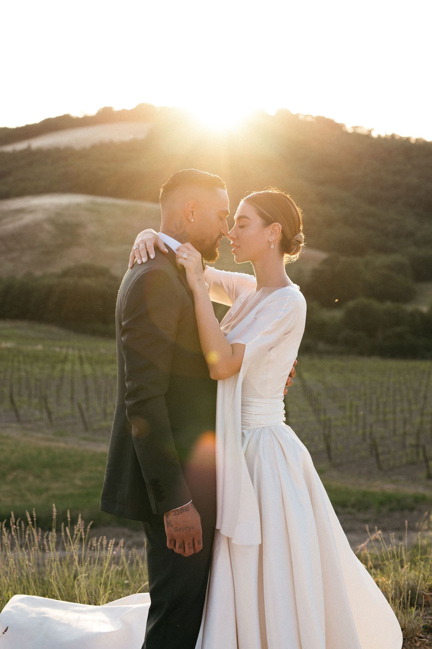 Digital wedding photography from a destination wedding in Siena, Tuscany, photographed with a refined and honest documentary approach.