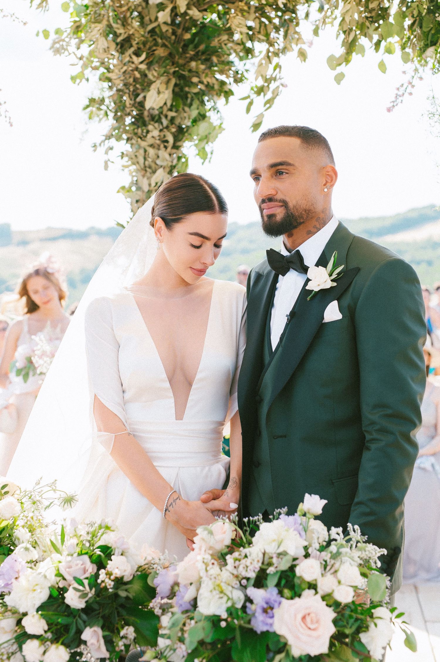 Digital wedding photography from a destination wedding in Siena, Tuscany, photographed with a refined and honest documentary approach.