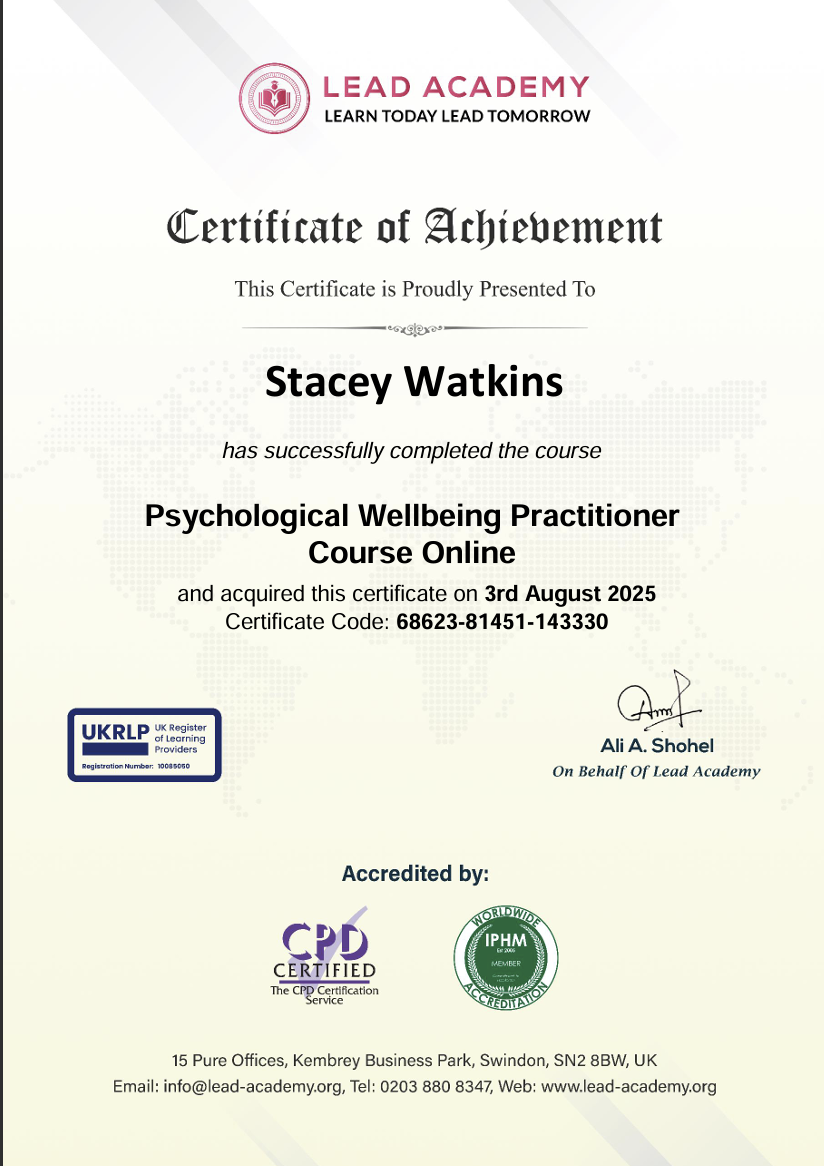 Certificate of Achievement from Lead Academy awarded to Stacey Watkins for Psychological Wellbeing Practitioner Course Online, August 2025.