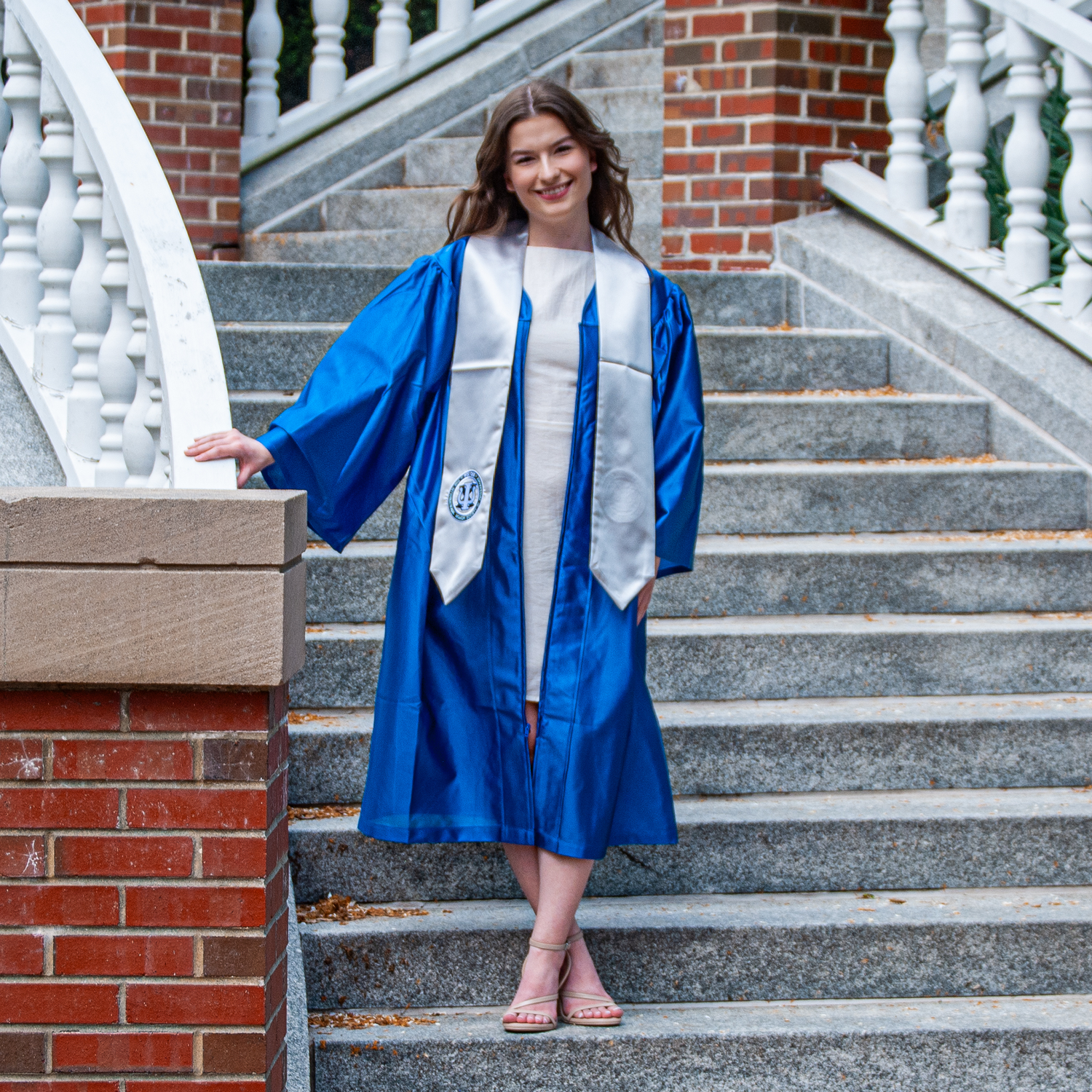 senior portrait western new england university