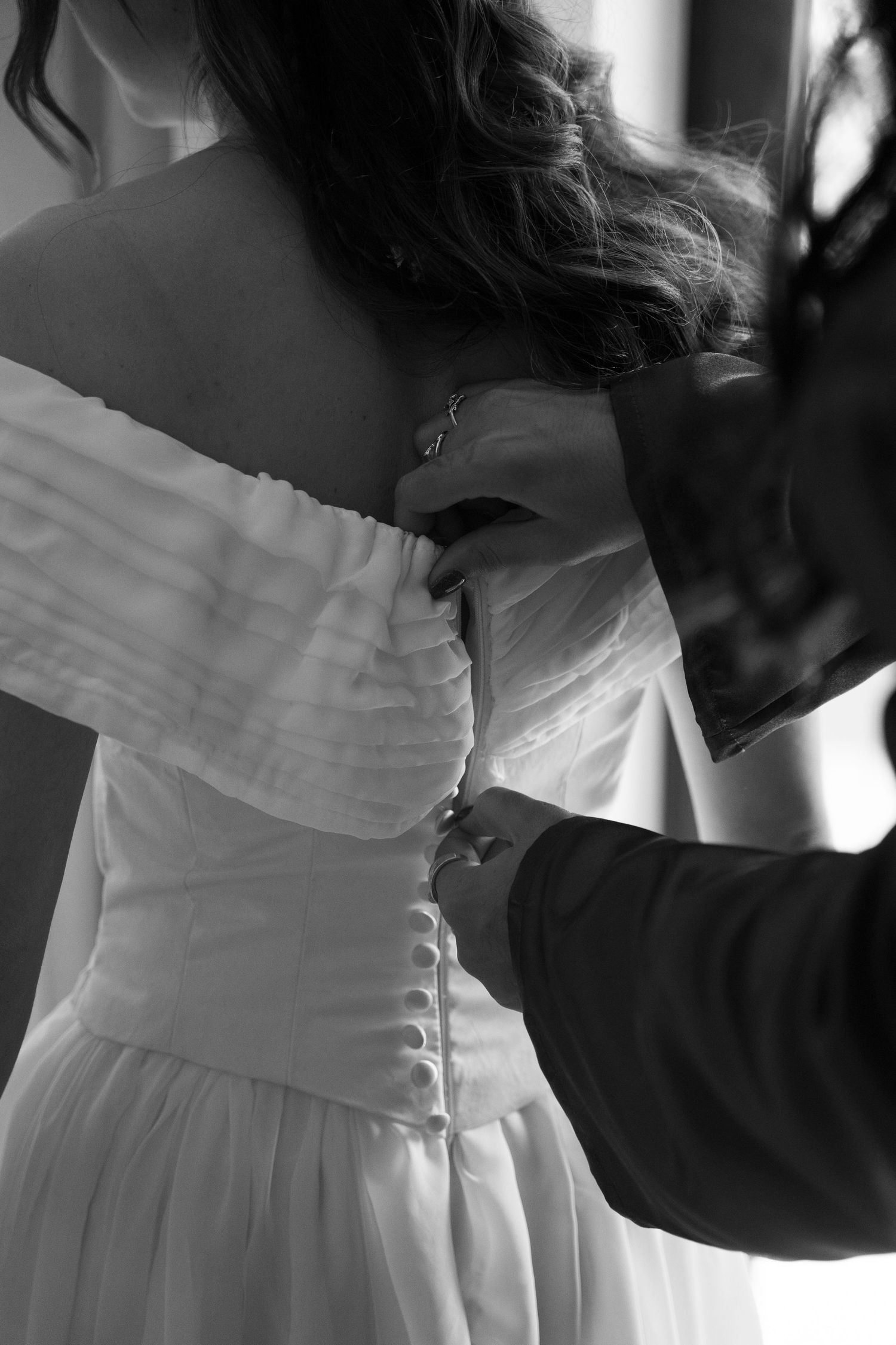 Fotografia criativa e profissional de casamento, registrando detalhes, emoções e a felicidade dos noivos, com imagens que ficam lindas em ál