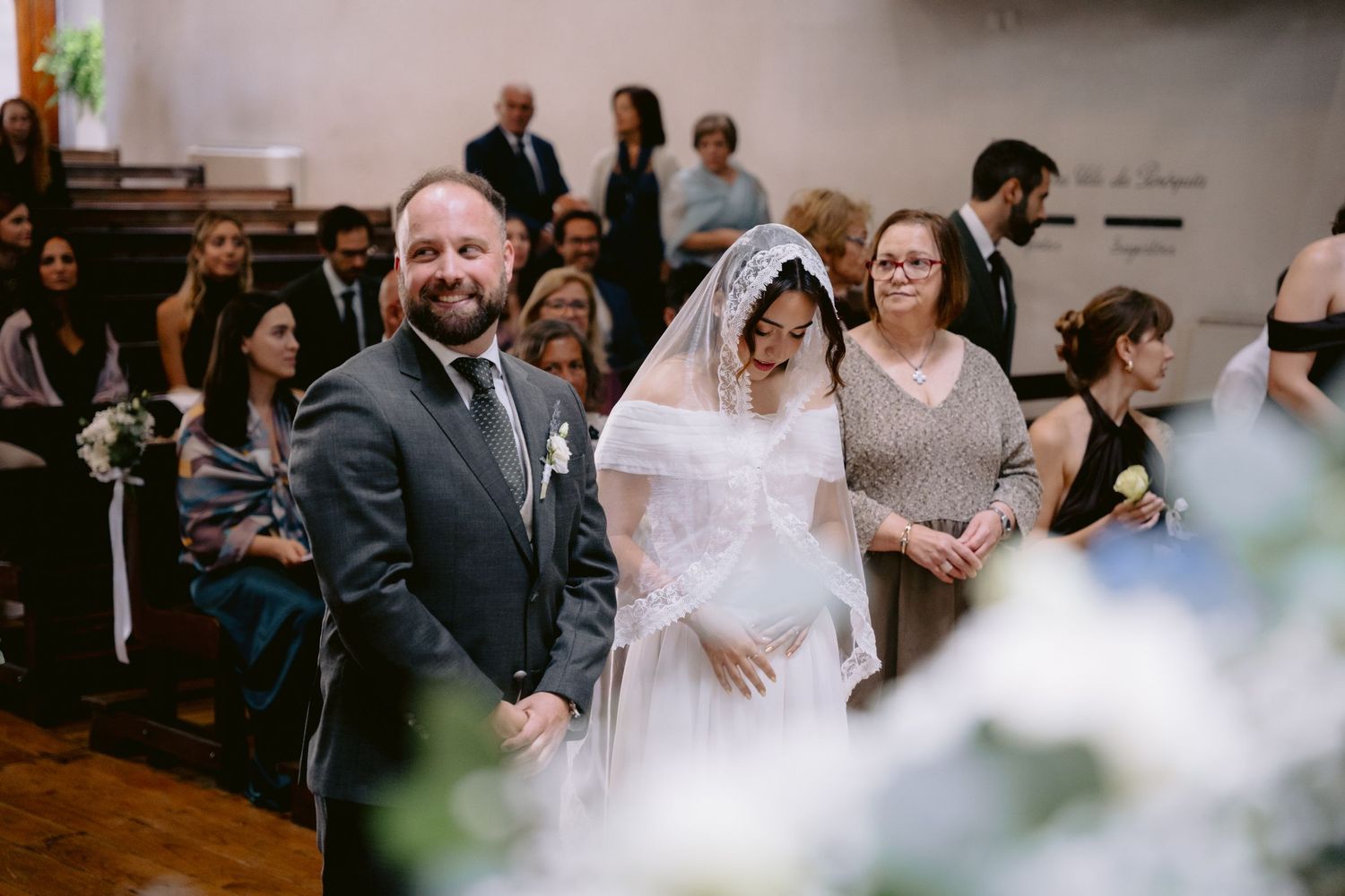 Transforme seu casamento em uma coleção de memórias inesquecíveis com fotos profissionais que ficam lindas em álbuns, impressos e lembranças