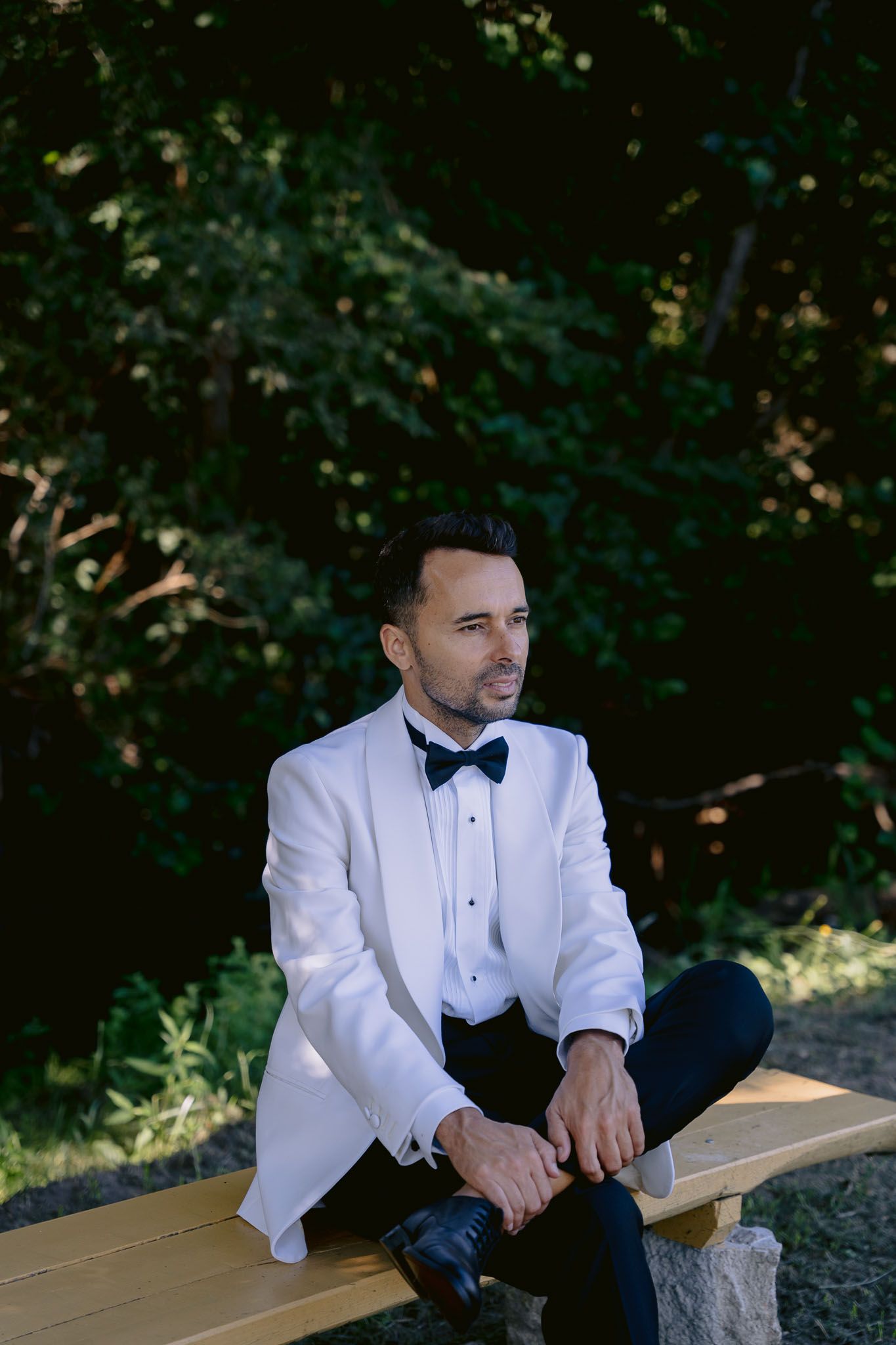 Fotografia de casamento criativa, com fotos de ensaio e cerimônia para álbuns e impressos.