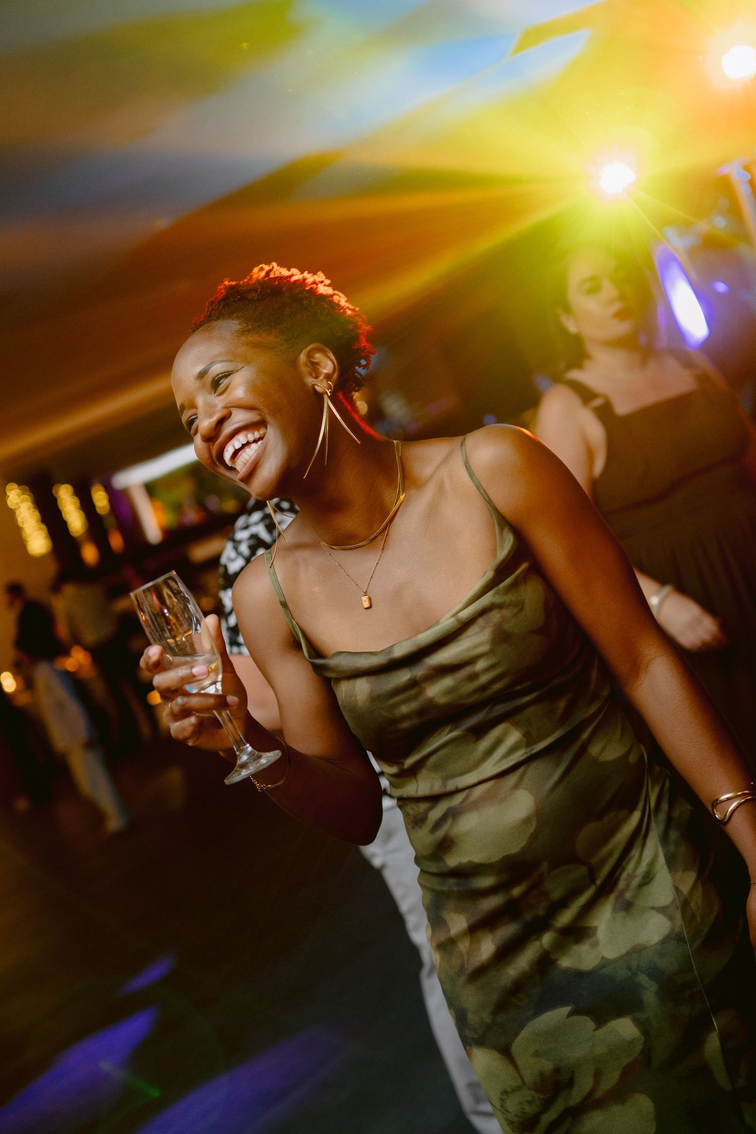 Momentos mágicos do casamento em Portugal, fotos que eternizam emoções em impressos.