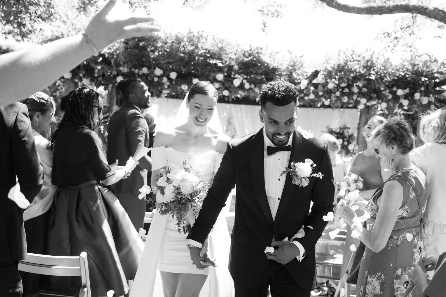 Seu casamento contado em fotos, ideais para álbuns, quadros e recordações especiais