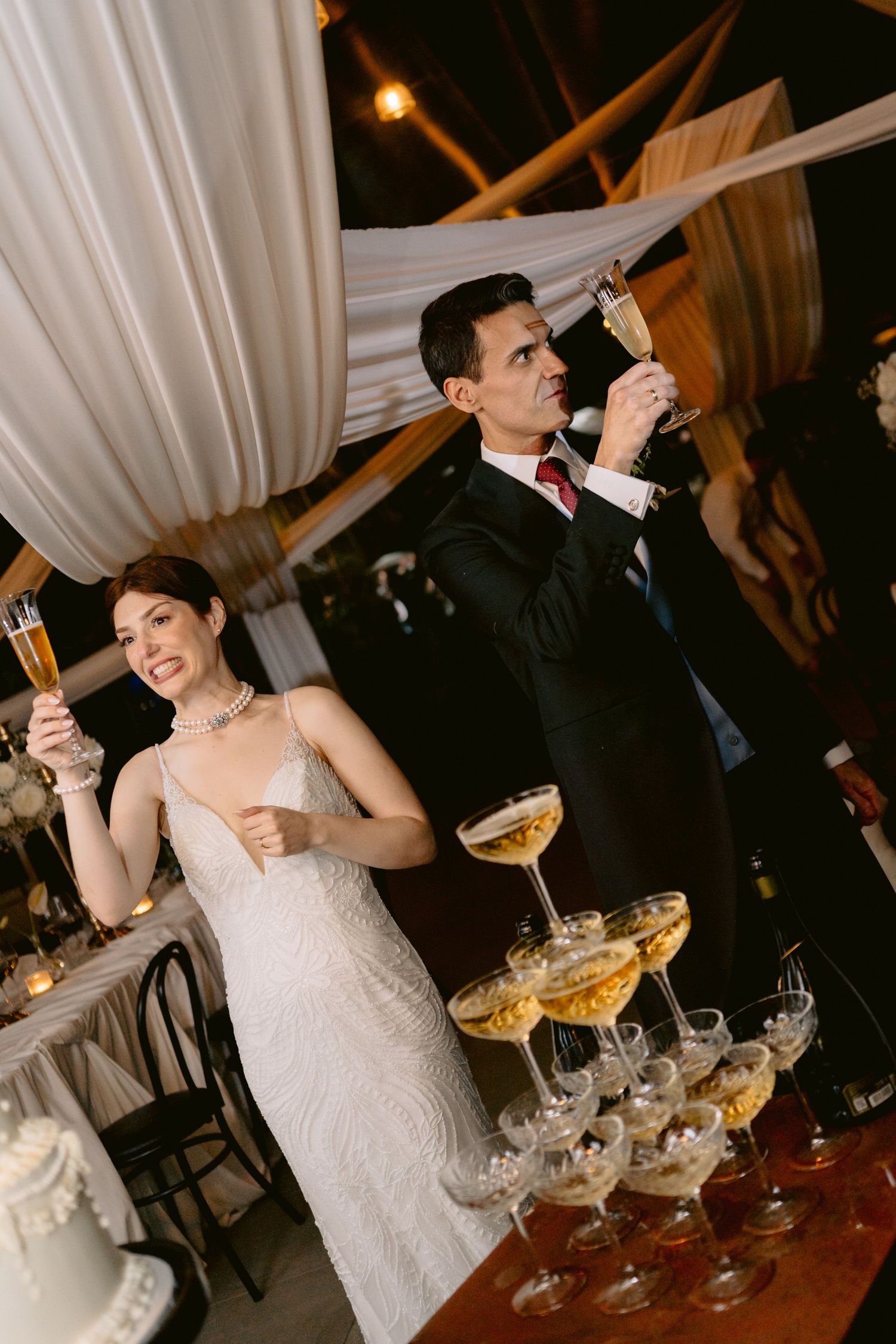 Transforme seu grande dia em memórias eternas com fotos de casamento profissionais, perfeitas para álbuns, ensaios de noivos, impressos e qu
