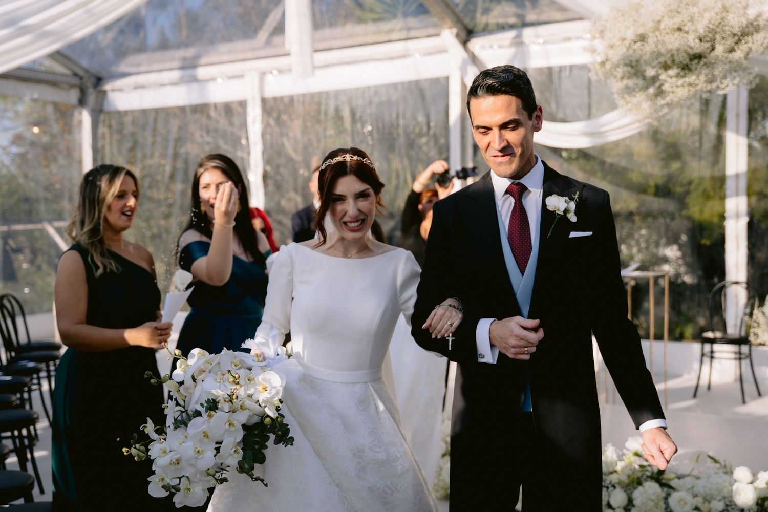 Ensaio de noivos em Portugal, fotos profissionais que eternizam o amor em álbuns e quadros.