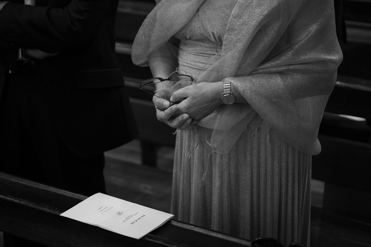 Transforme seu casamento em uma coleção de memórias inesquecíveis com fotos profissionais que ficam lindas em álbuns, impressos e lembranças