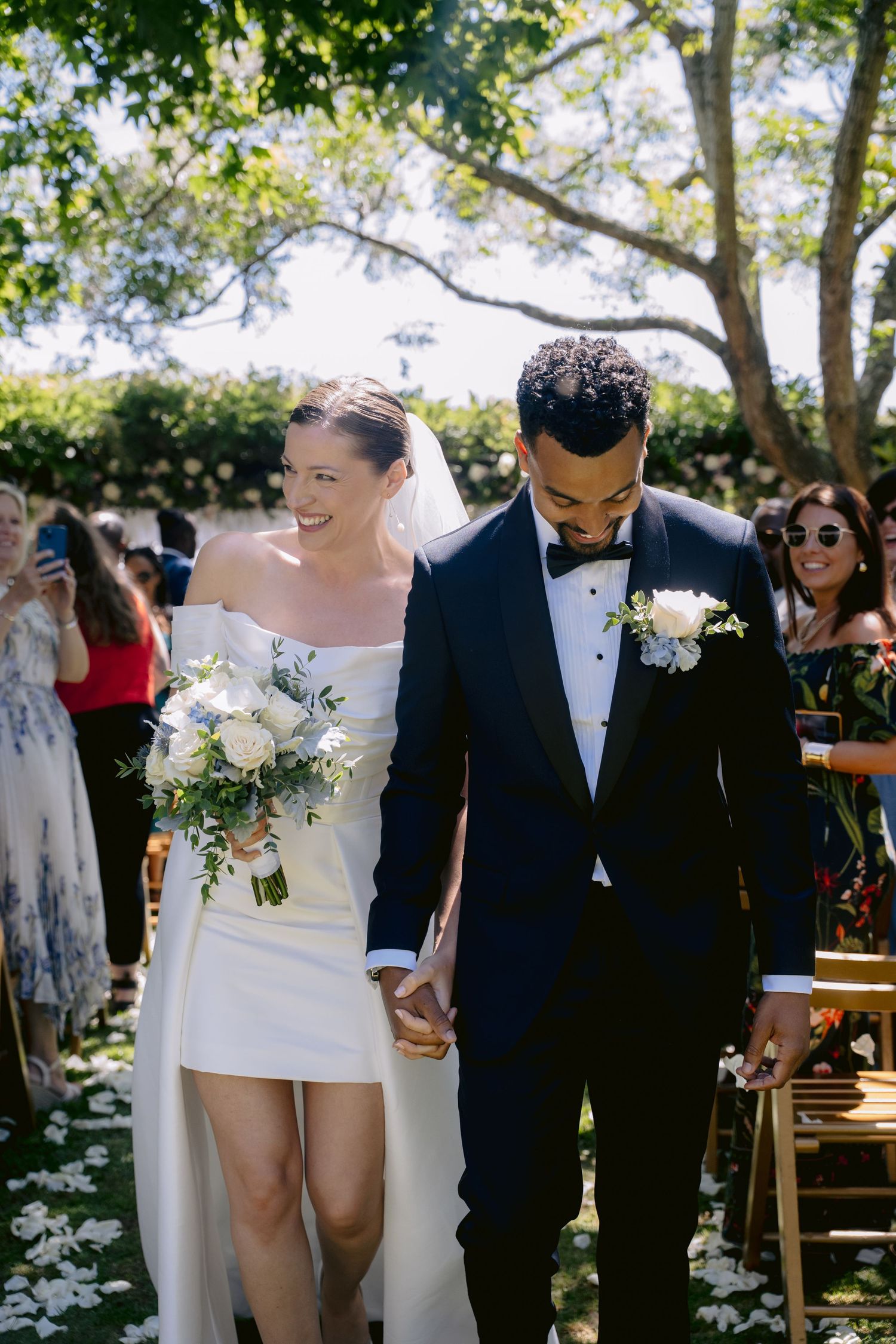 Seu casamento contado em fotos, ideais para álbuns, quadros e recordações especiais